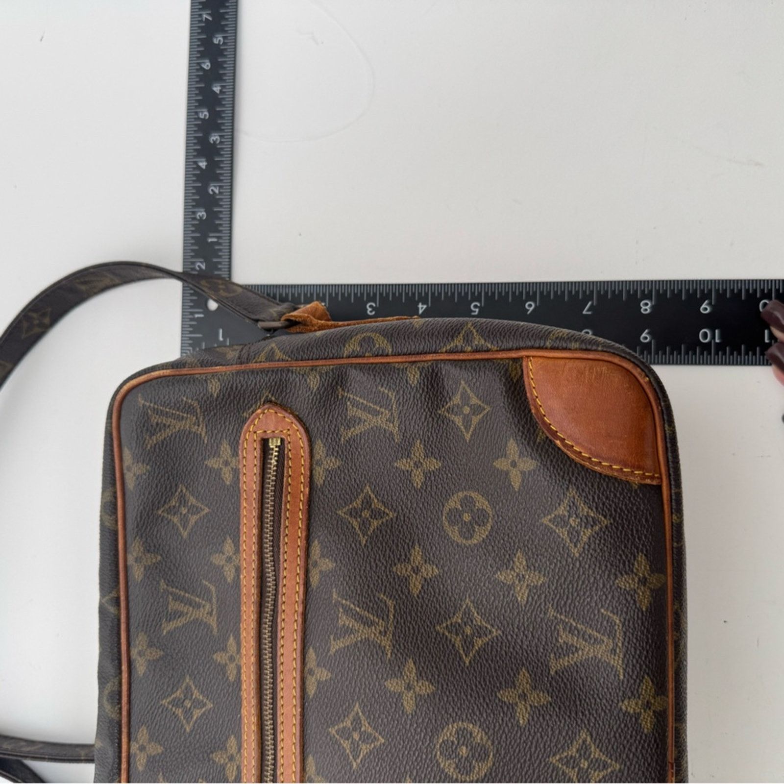 Louis Vuitton Louis Vuitton Brown Monogram Potomac top zip shoulder bag Size ONE SIZE - 7 Thumbnail