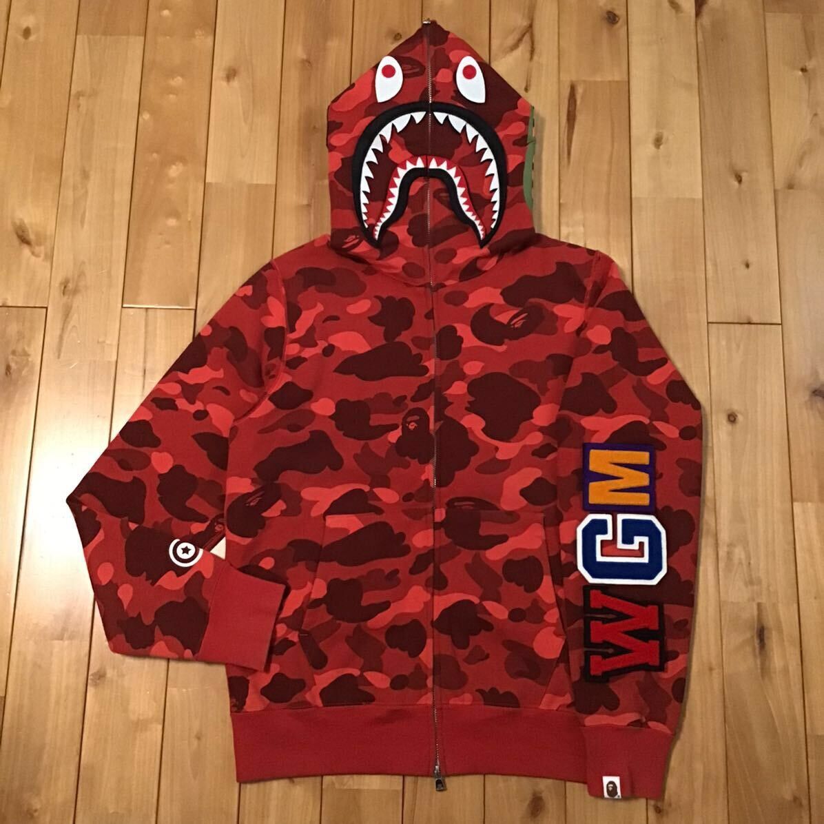 Bape shark hoodie red camo hotsell