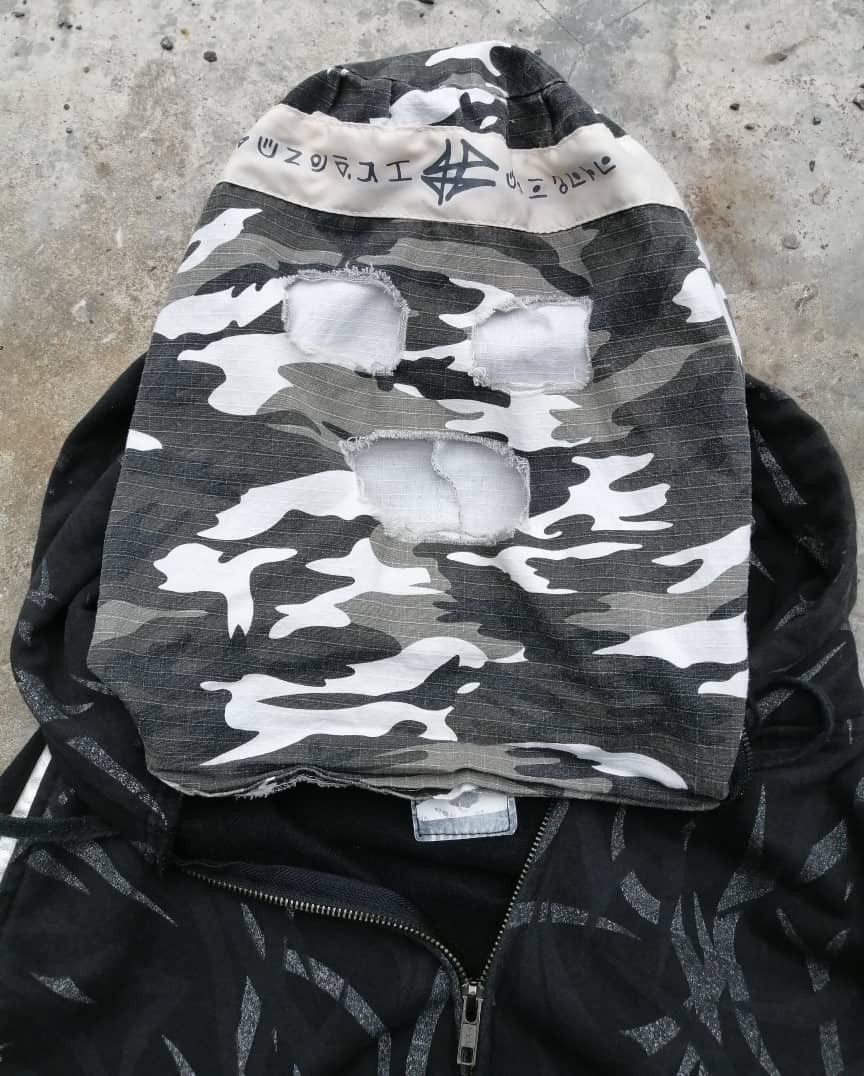 Hypebeast Alienegra Balaclava Mask Allover Print Zipper Hoodie Size US M / EU 48-50 / 2 - 18 Thumbnail