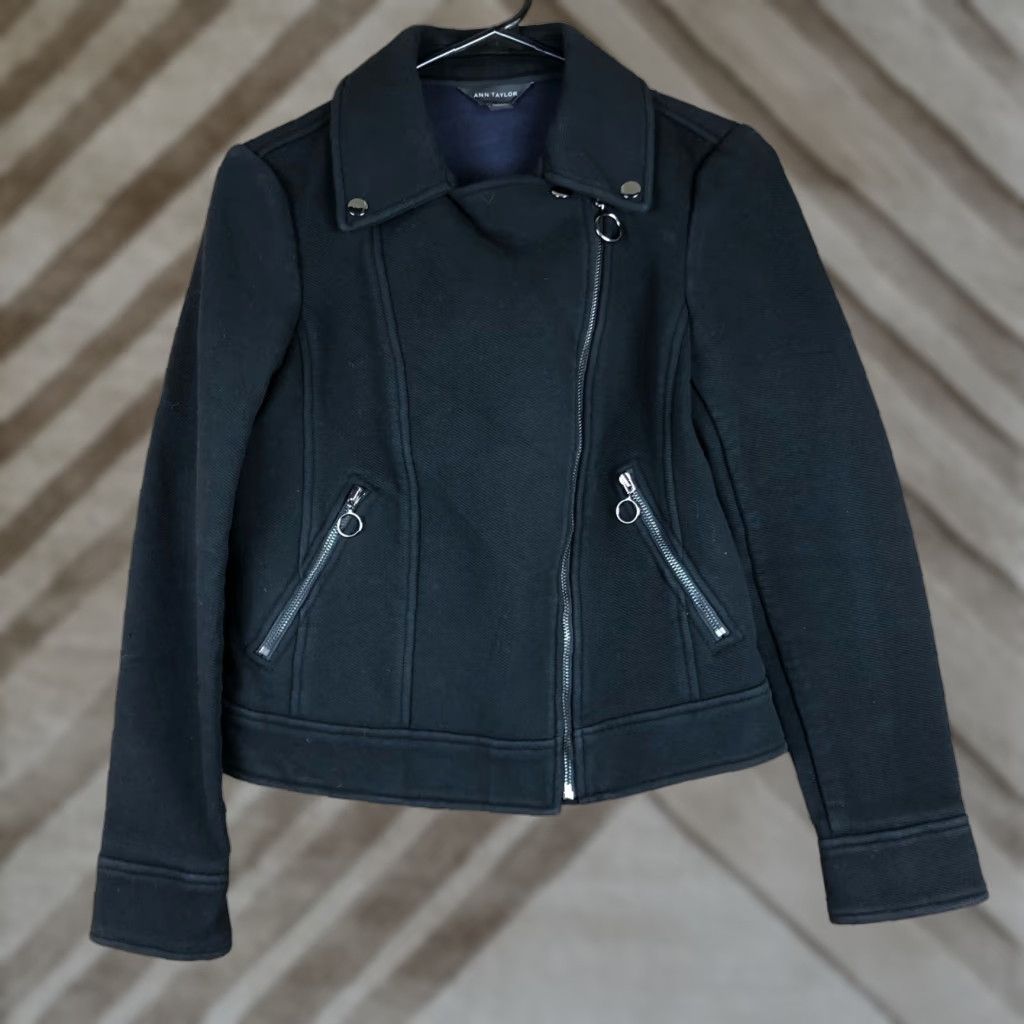 Ann Taylor Ann Taylor LOFT Womens Jacket Black Dark Academia Momcore Bikercore Size 2 Size XS / US 0-2 / IT 36-38 - 1 Thumbnail