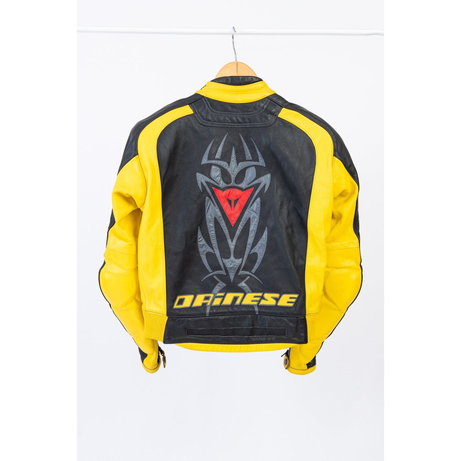 Dainese Leather Motorcycle Biker Jacket, SIZE M, 48 Size US M / EU 48-50 / 2 - 2 Thumbnail