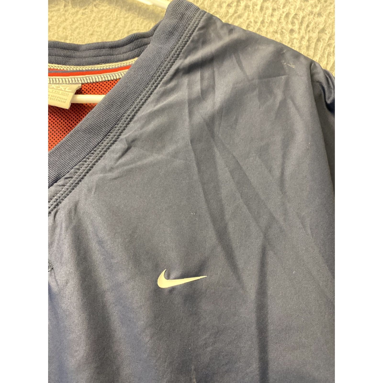 Nike Nike Windbreaker Men's XXL Blue V-Neck Adjustable Hem Lightweight /102-43 — Jacket Style, Windbreaker, Running Model Nike Product Line Size US XXL / EU 58 / 5 - 2 Thumbnail