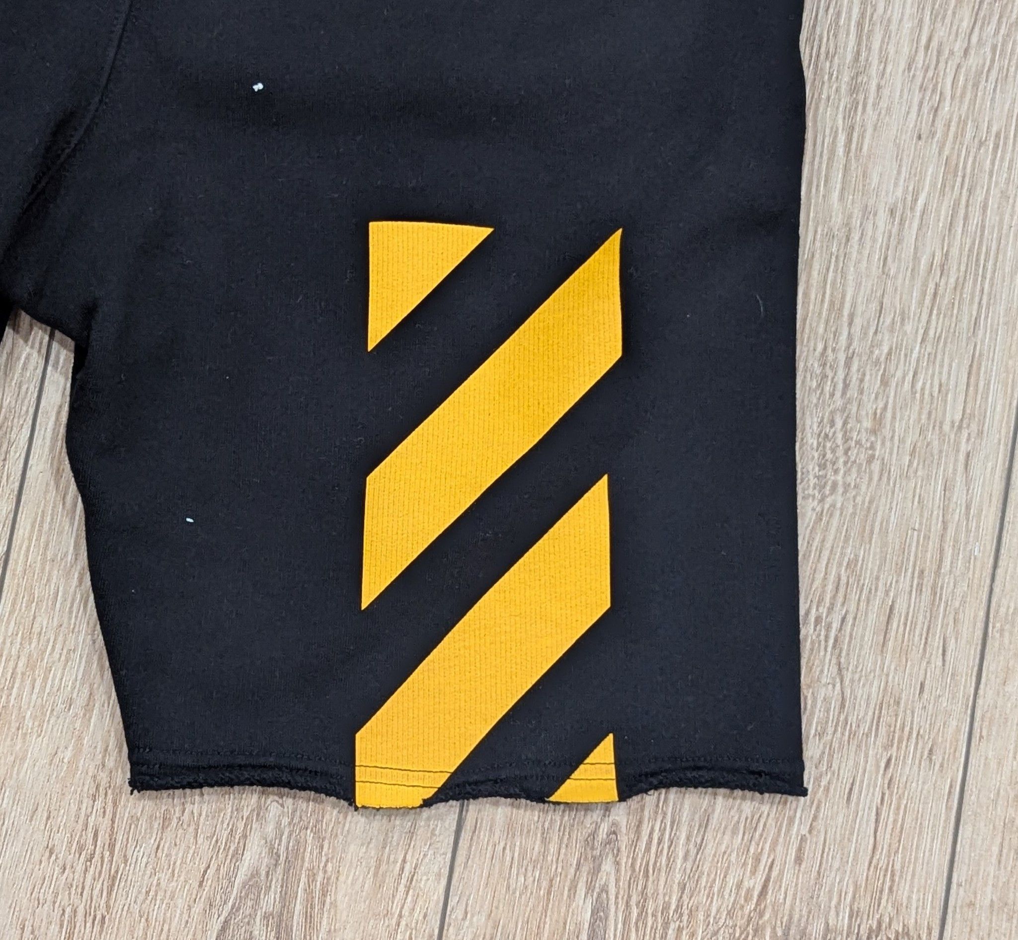 Off-White $465 Mens OFF-WHITE Carvaggio Skate Shorts Black US Small Size US 30 / EU 46 - 4 Thumbnail