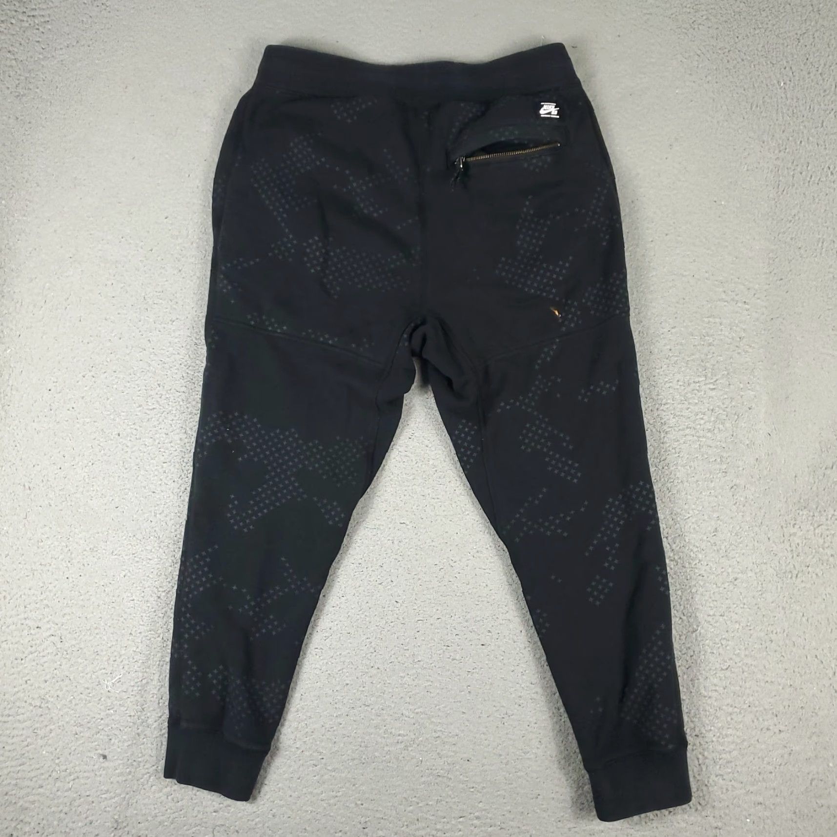 Nike Nike Pants Size Medium Black Swoosh Track Joggers Sweatpants Mens Size US 31 - 7 Thumbnail