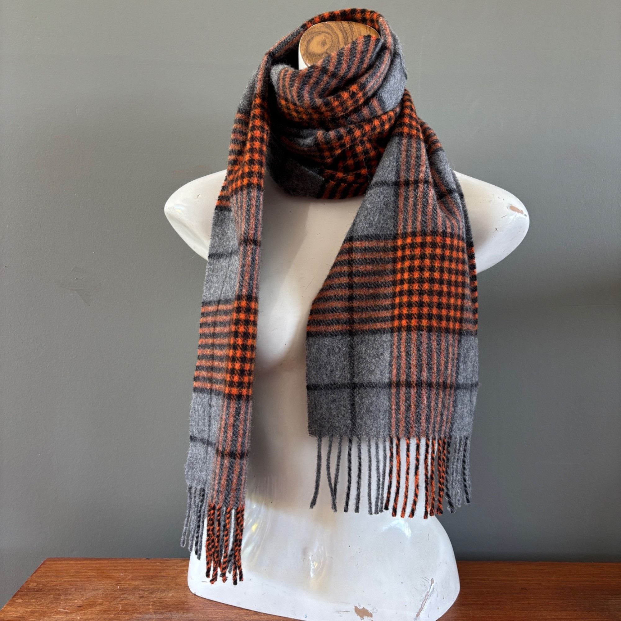 Other The Woolen Market Ireland Wool Plaid Scarf Gray Orange Tarta Size ONE SIZE - 3 Thumbnail