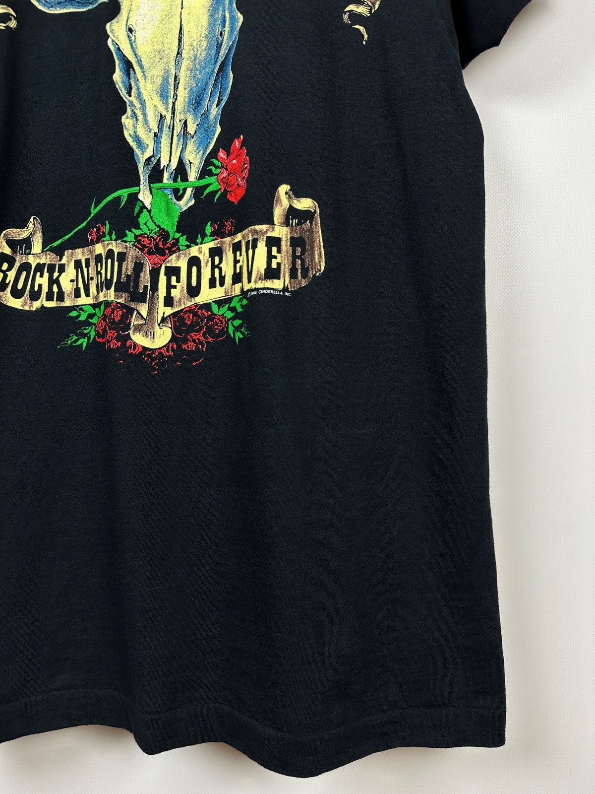 Band Tees 1988 Vintage Cinderella Long Cold Winter Tour Band T-Shirt Size US L / EU 52-54 / 3 - 10 Thumbnail