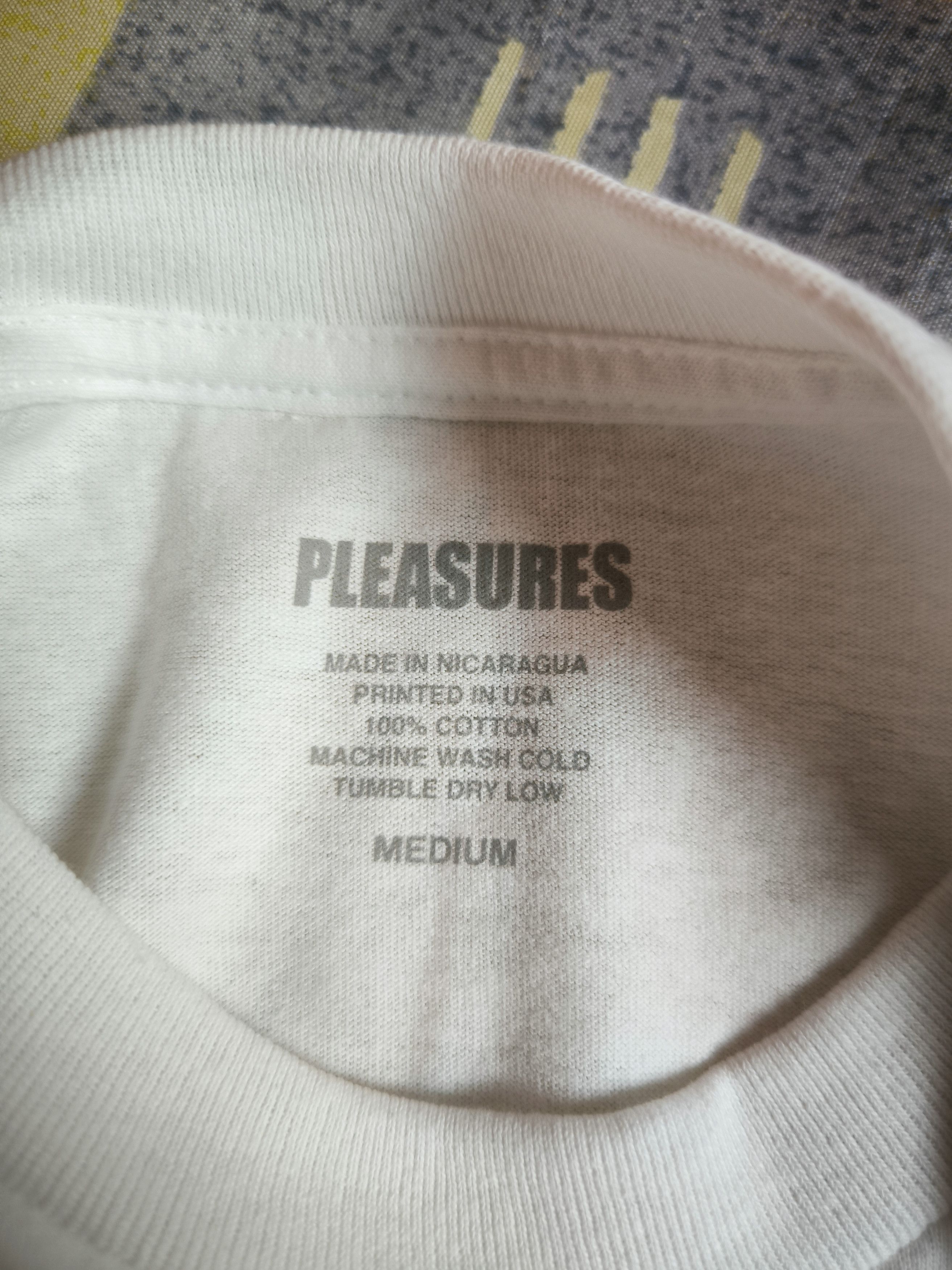 Pleasures Masks White Tee Size US M / EU 48-50 / 2 - 10 Thumbnail