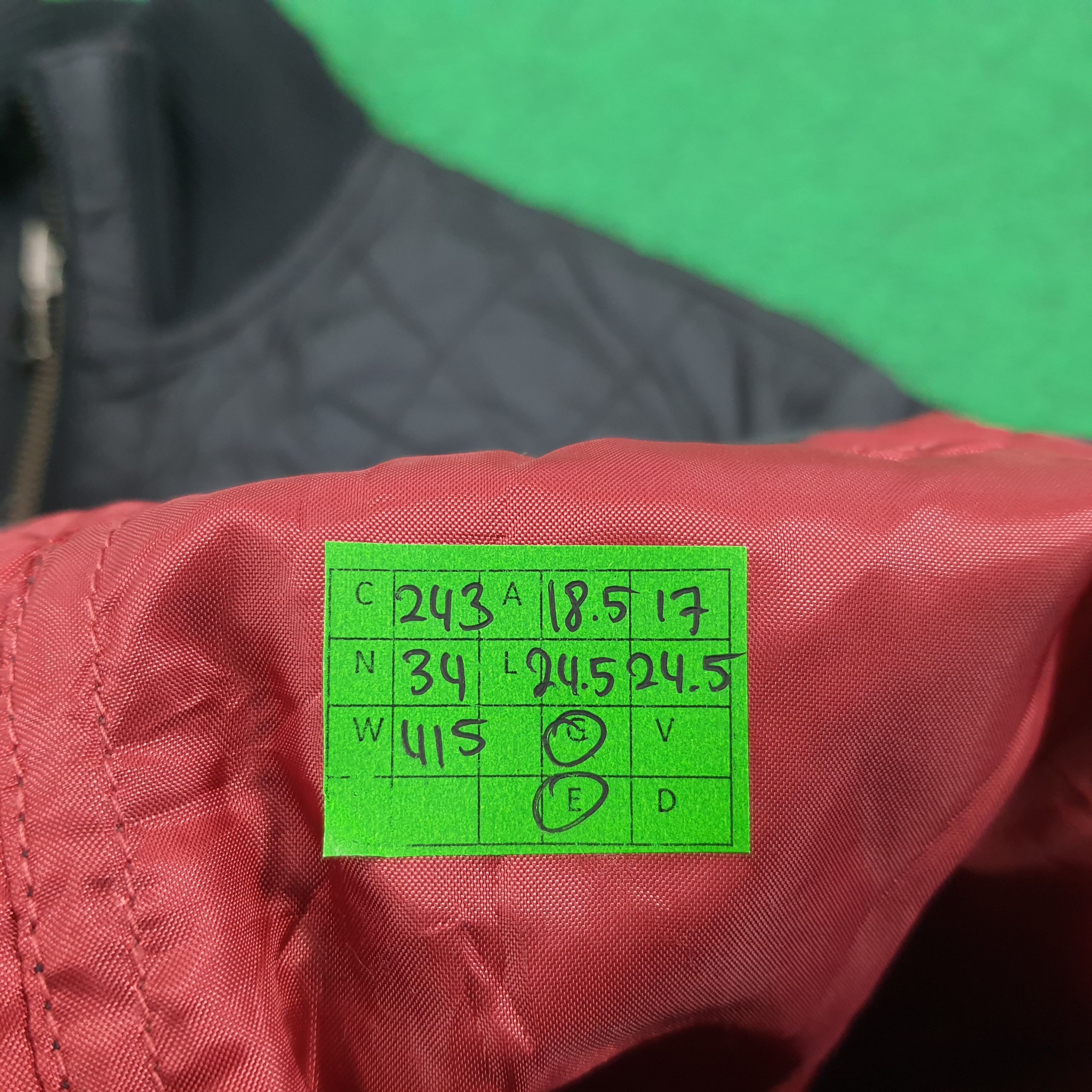 Burberry Vintage Burberry Black Label Jacket C243N34 Size US XS / EU 42 / 0 - 9 Thumbnail