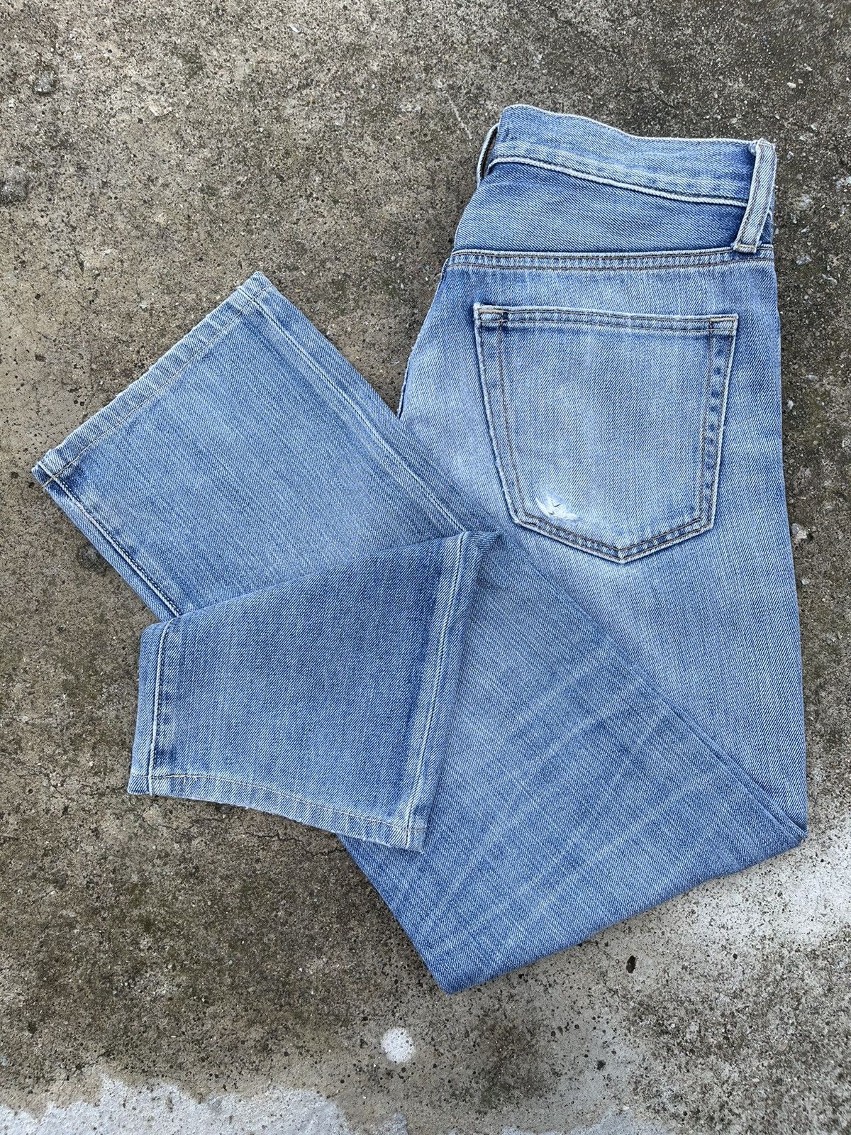 🔥 Japanese Brands Uniqlo Distressed Denim W30🔥