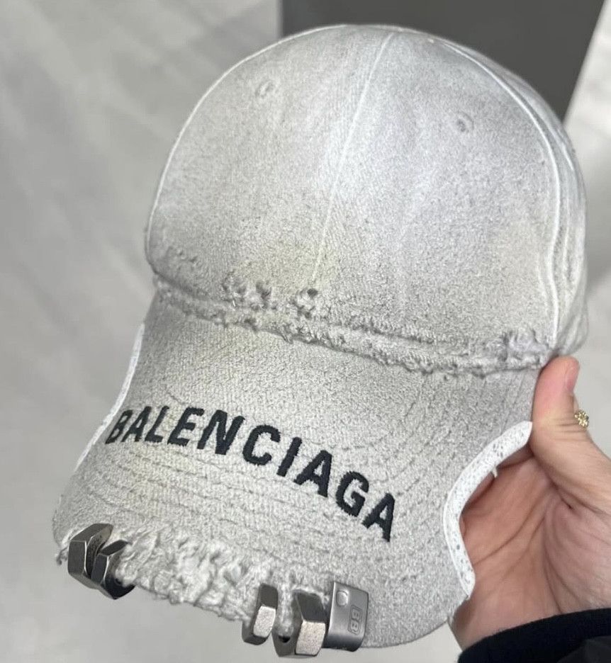 Balenciaga Pierced Cap Size L : r/Balenciaga
