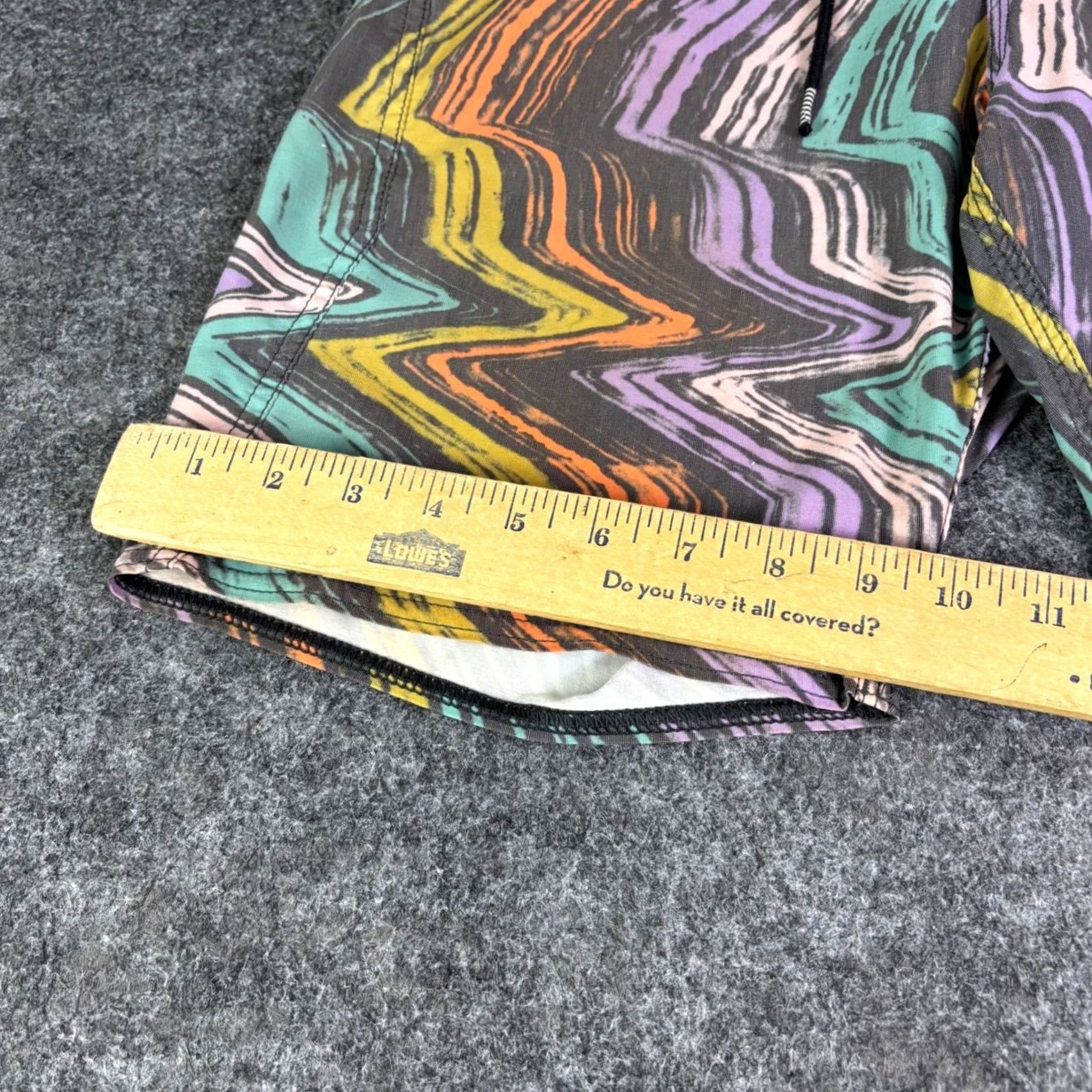 Volcom Volcom Board Shorts Mens 28 Multi Color Psychedelic Wavy Print Surfing Recreational Chevron Pattern Back Pocket Drawstring Pockets Size US 28 / EU 44 - 3 Thumbnail