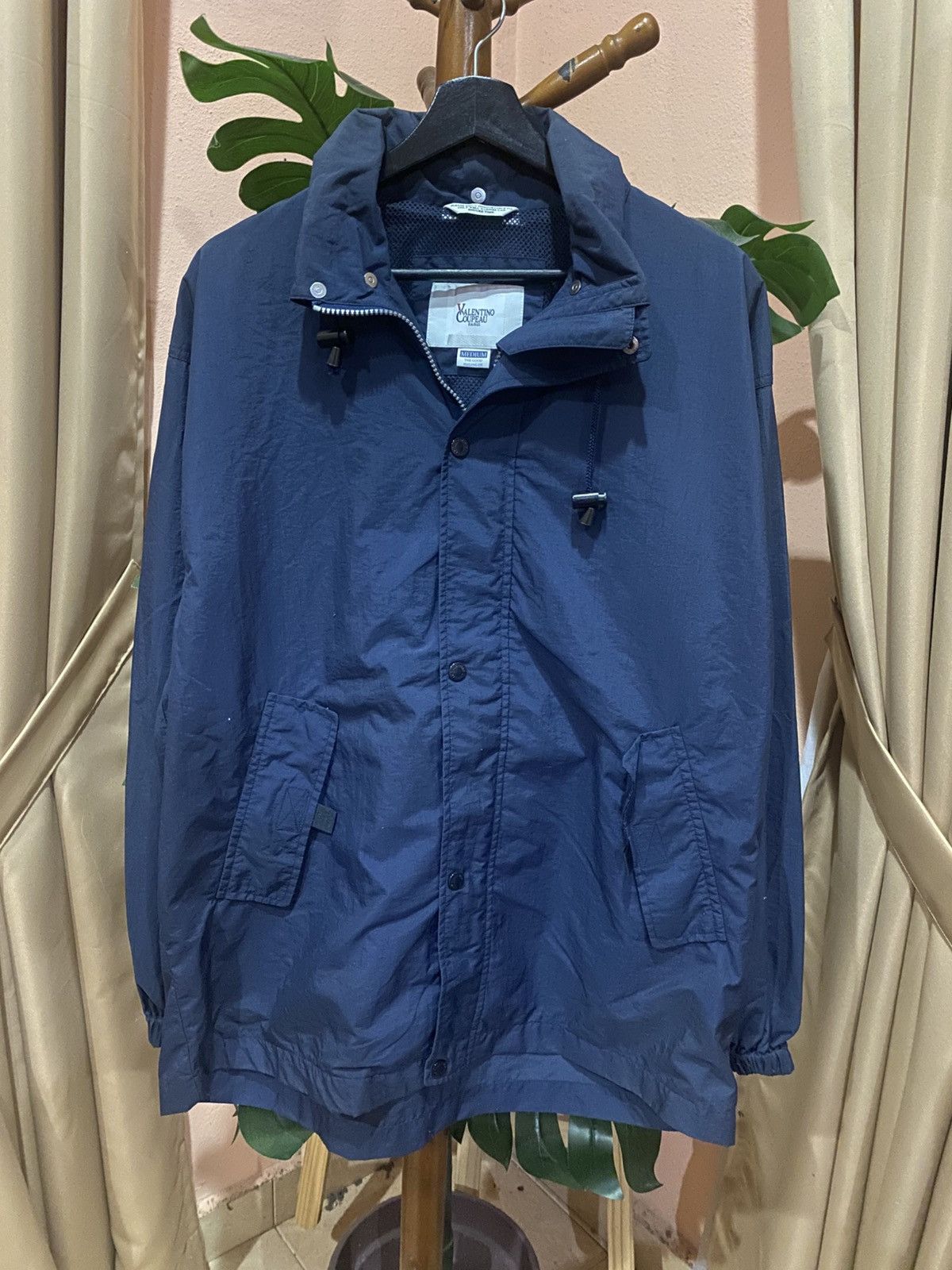 Vintage Valentino Coupeau Paris Navy Blue Windbreaker Jacket Size US M / EU 48-50 / 2 - 1 Thumbnail