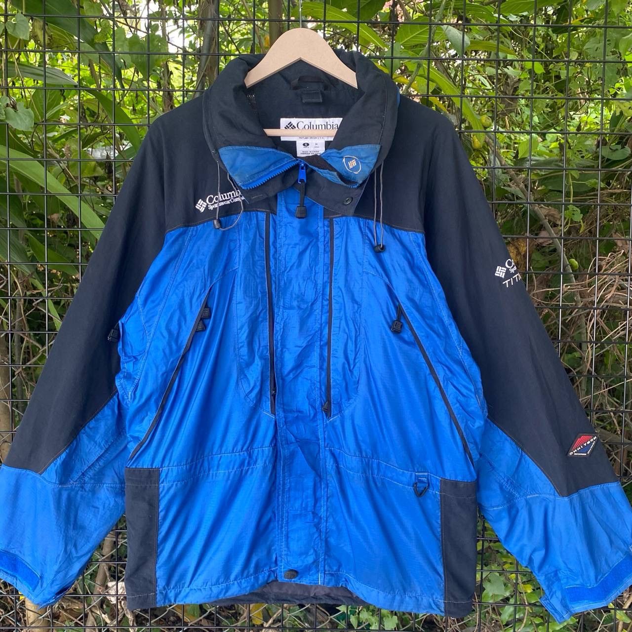 Columbia Vtg Colombia Sportwear OmniTech Jacket Size US S / EU 44-46 / 1 - 2 Thumbnail
