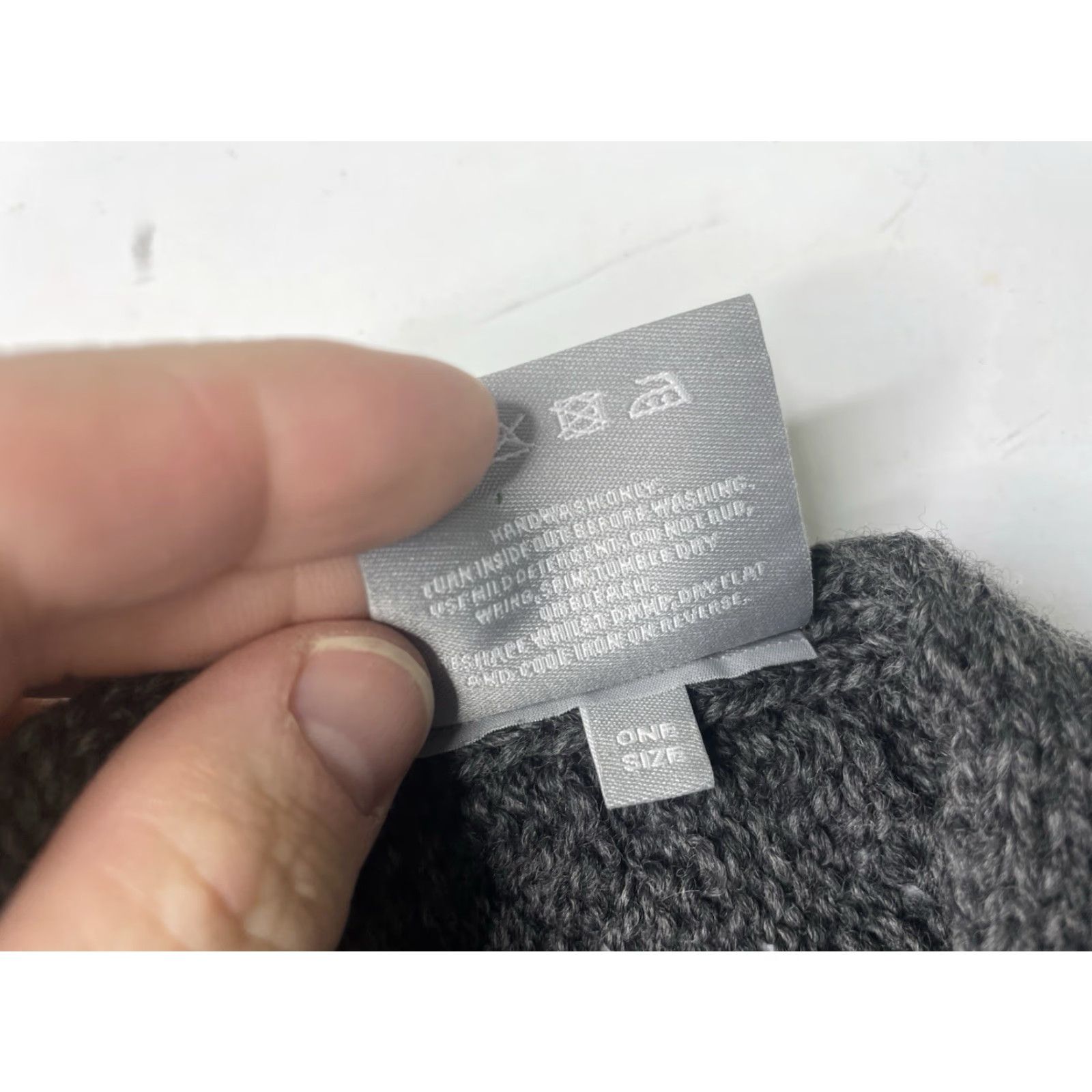 Vintage Aran Crafts Aran Supersoft Merino Wool Buttoned Irish Cape/Poncho Gray Knit One Size Women Size ONE SIZE - 4 Thumbnail