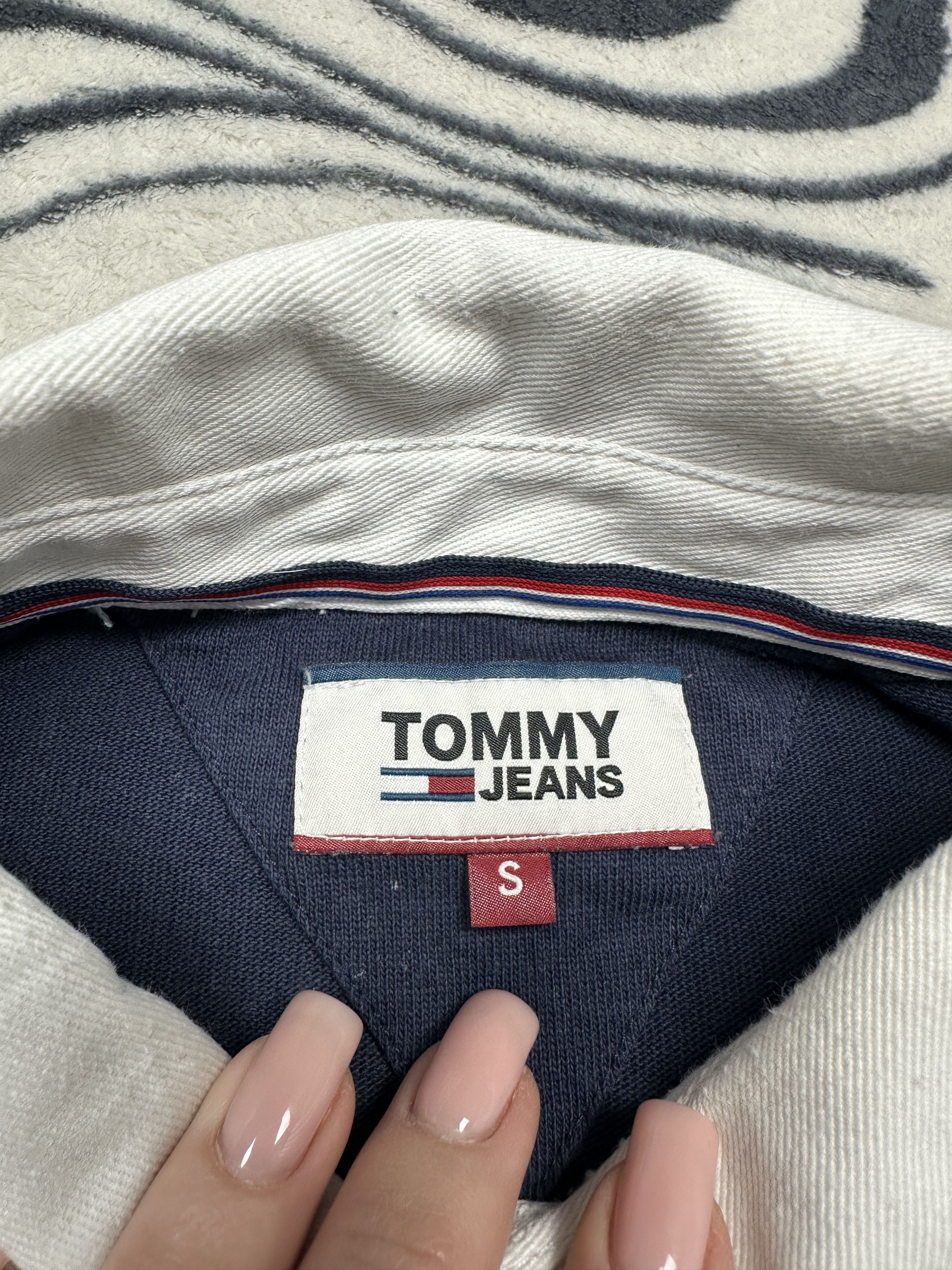 Tommy Hilfiger Tommy Hilfiger Mens Rugby Long Sleeve Polo Shirt Size US S / EU 44-46 / 1 - 4 Thumbnail