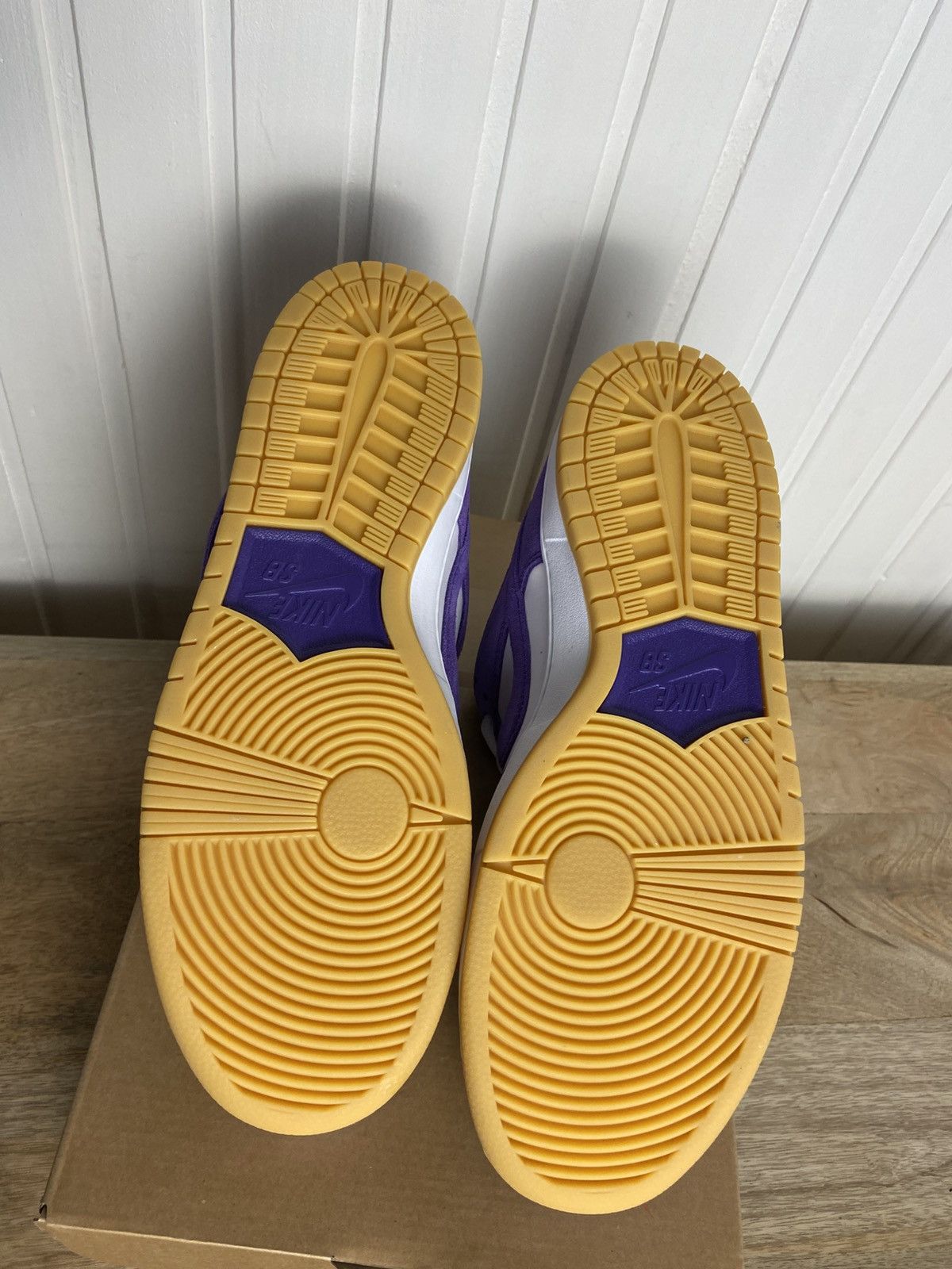 Nike New Nike SB Dunk Low Pro Orange Label Purple size 11US Size US 11 / EU 44 - 9 Thumbnail
