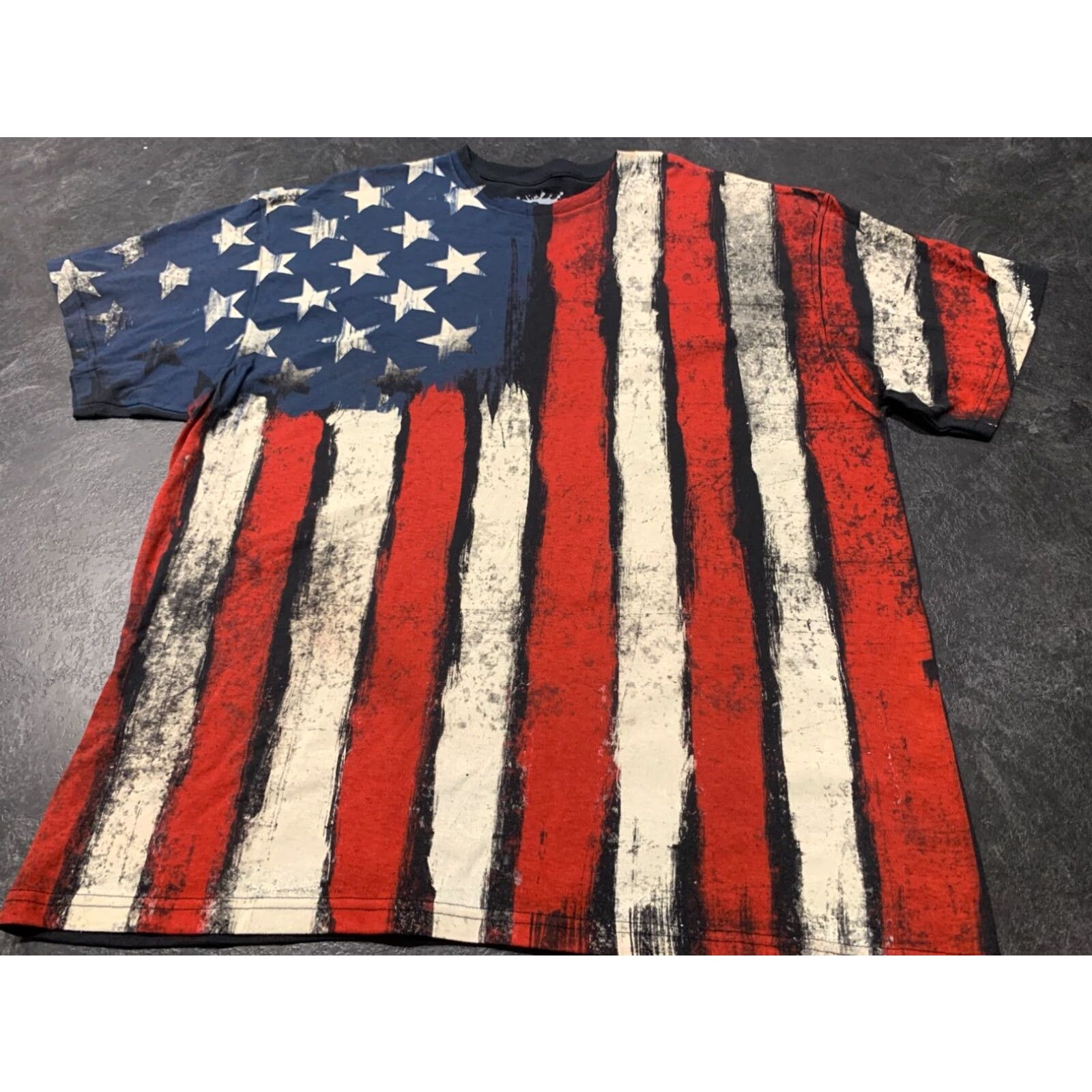 X-LARGE DOM Men's American Flag T-Shirt Distressed Short Sleeve 2XL Multicolor Size US XXL / EU 58 / 5 - 1 Thumbnail
