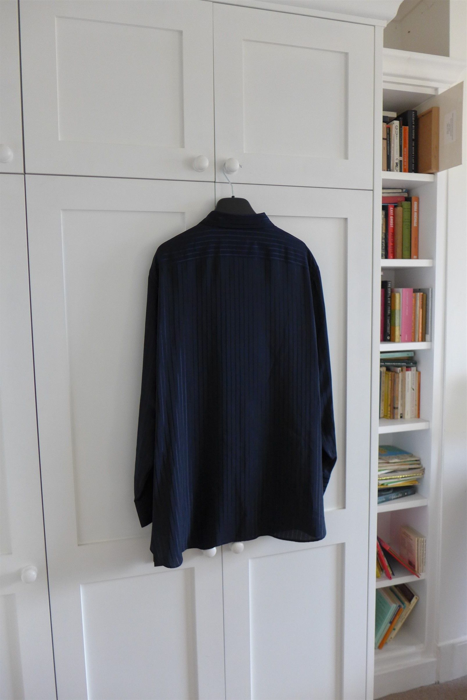 Saint Laurent Paris Saint Laurent Navy Stripe Silk Shirt Size US XL / EU 56 / 4 - 7 Thumbnail