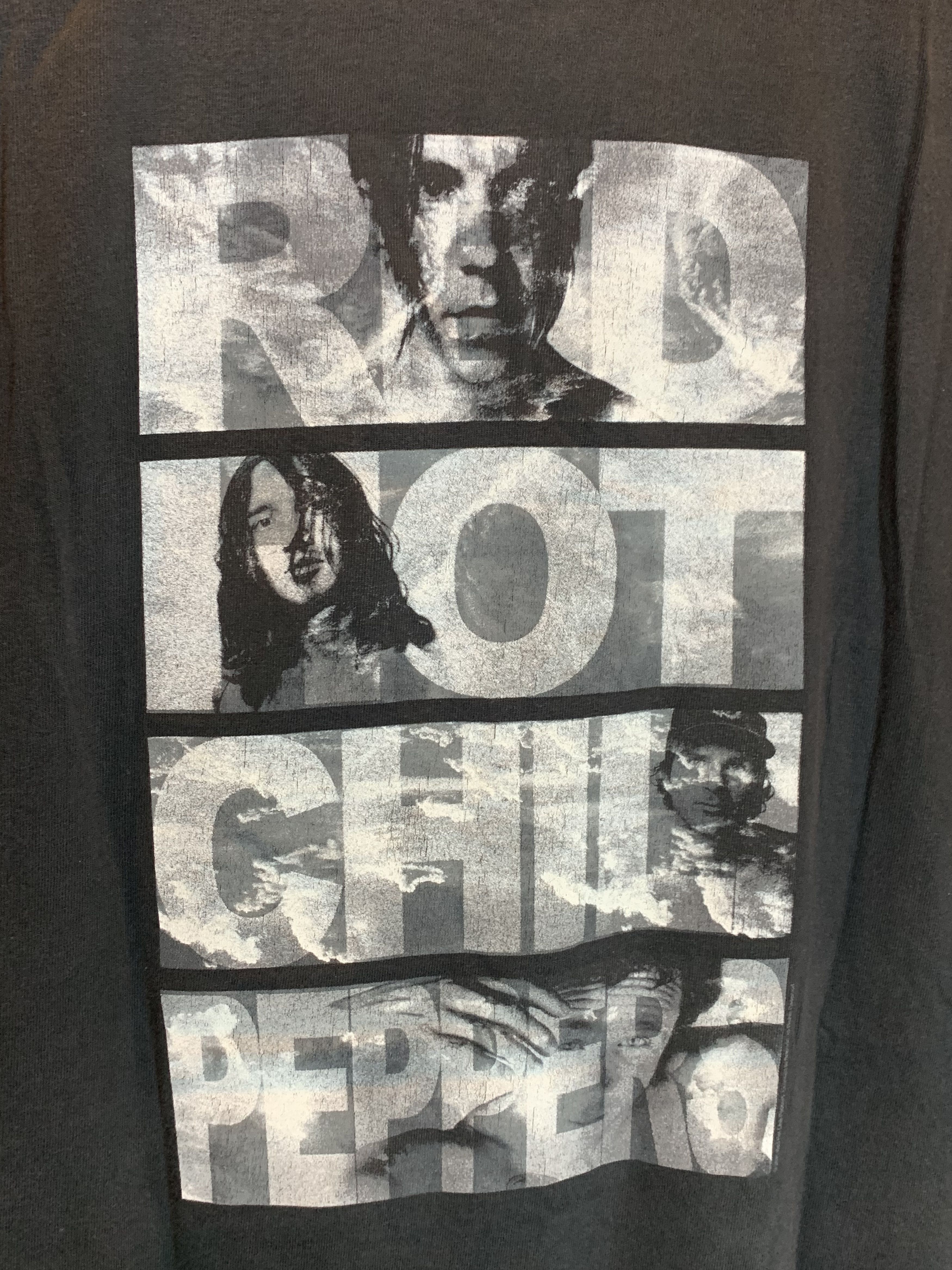 Band Tees RARE Vintage 90s Red Hot Chili Peppers Californication Shirt Size US M / EU 48-50 / 2 - 4 Thumbnail