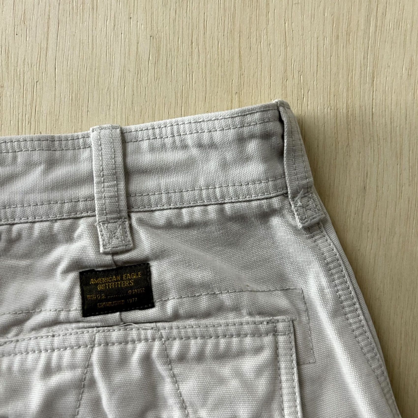American Eagle Outfitters VINTAGE American Eagle Outfitters Cargo Shorts Mens 34 Beige Canvas Relaxed Size US 34 / EU 50 - 3 Thumbnail