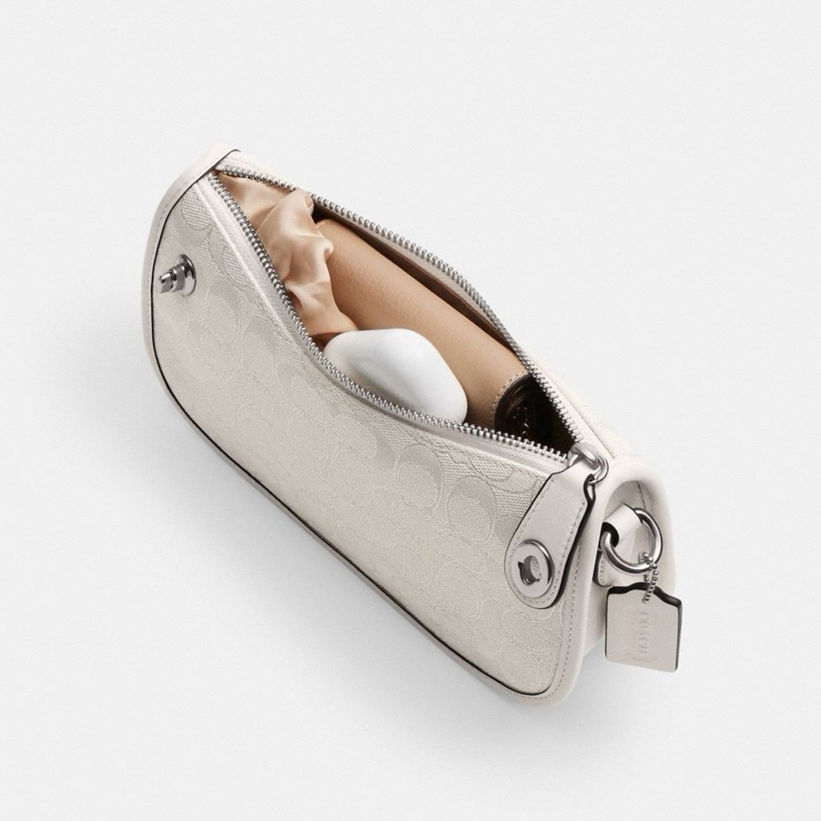 Coach NWT Coach Swinger CAM48 Silver/Cloud Chalk Bag Size ONE SIZE - 12 Thumbnail