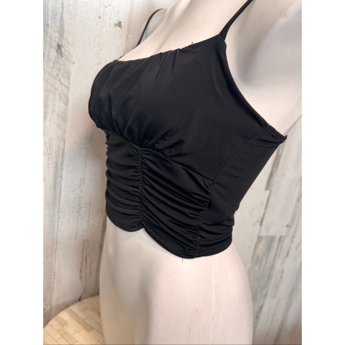 Perfect Moment Live in the Moment Black Ruched Cami Top Women’s Size M Size M / US 6-8 / IT 42-44 - 2 Thumbnail
