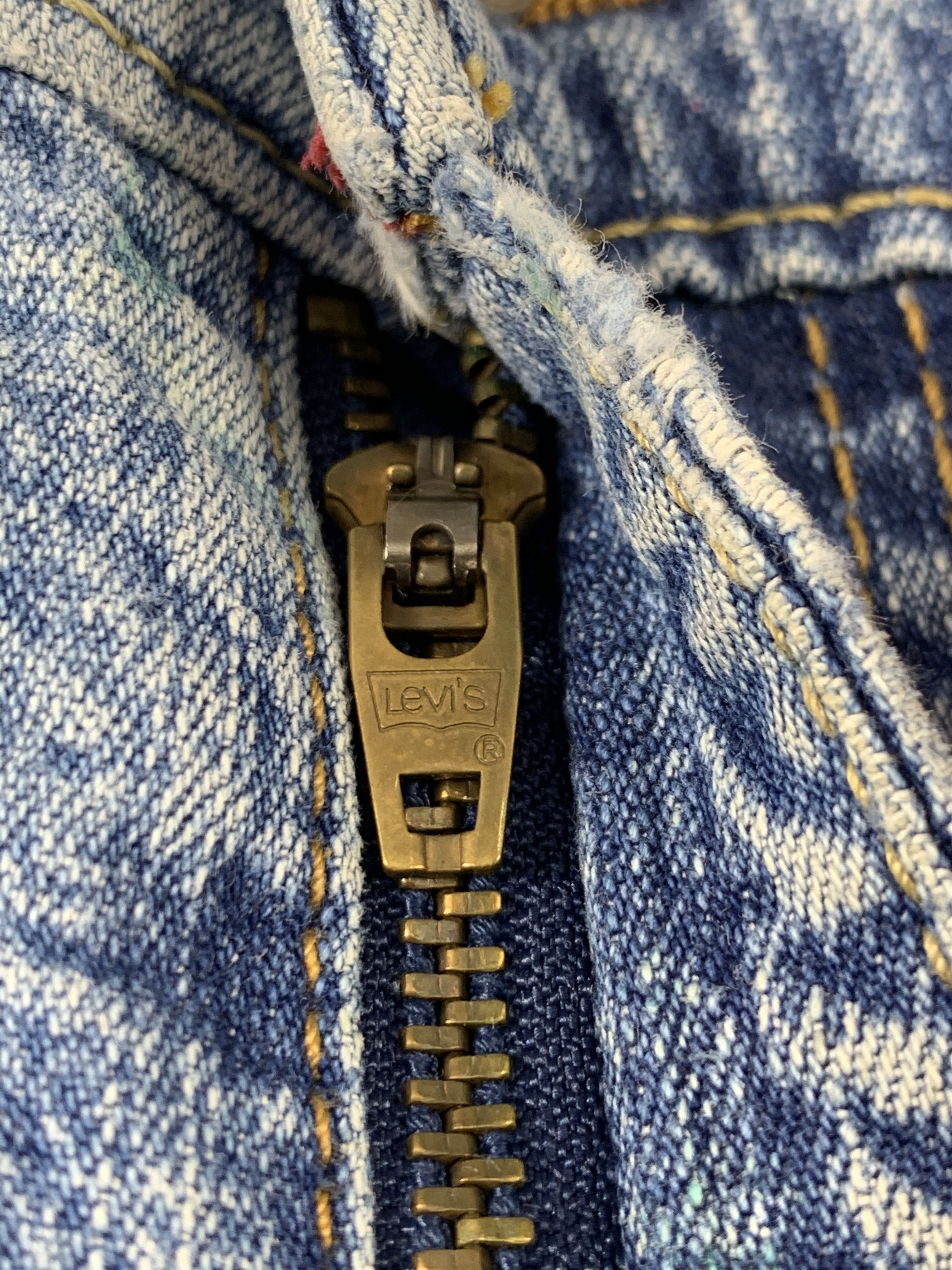 Levi's × Vintage Vintage Levi's 550 Bootcut Jeans Size US 31 - 13 Thumbnail