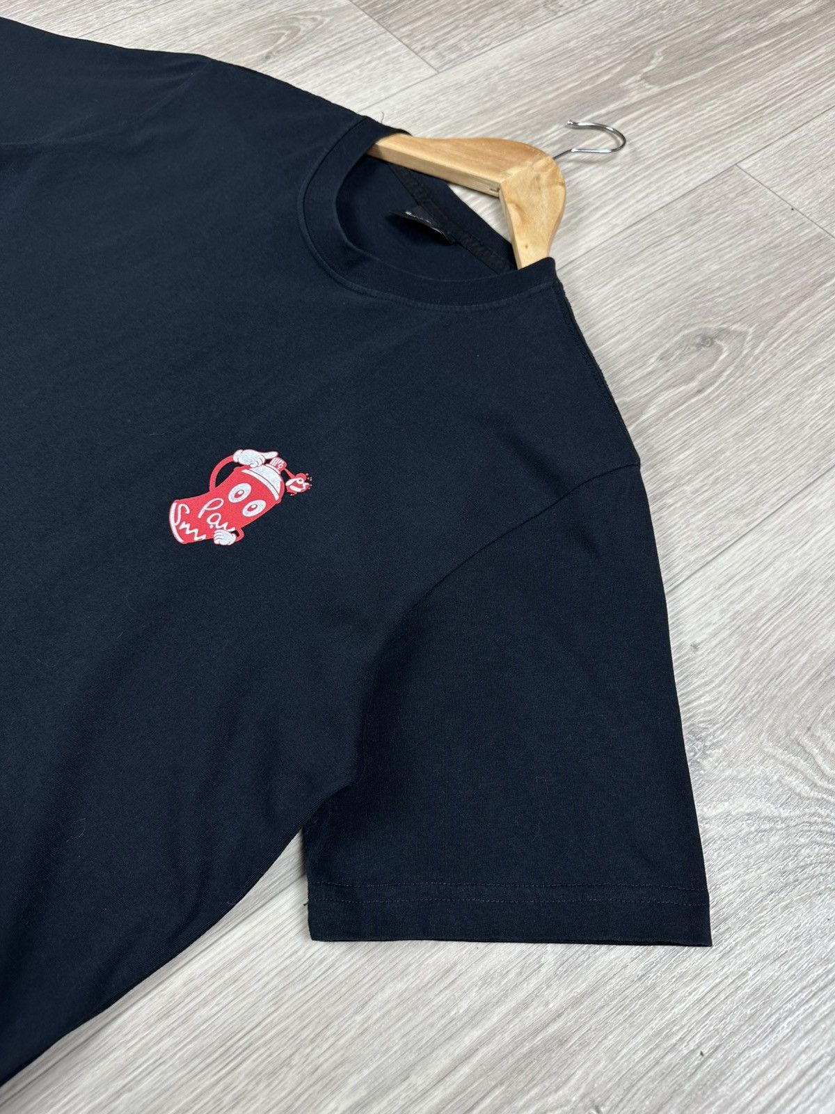 Paul Smith Paul Smith Spray Can Back Print T-Shirt Size US L / EU 52-54 / 3 - 4 Thumbnail