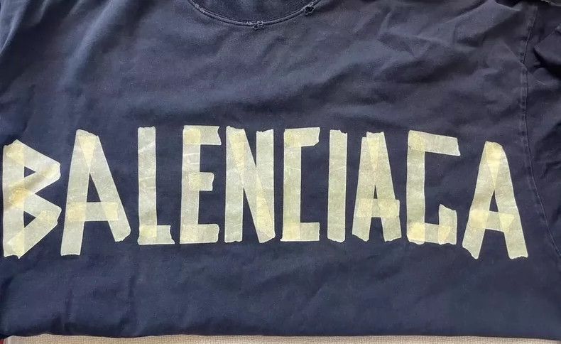 Balenciaga Balenciaga Adhesive tape adhesive tape short-sleeved T-shi Size US S / EU 44-46 / 1 - 3 Thumbnail