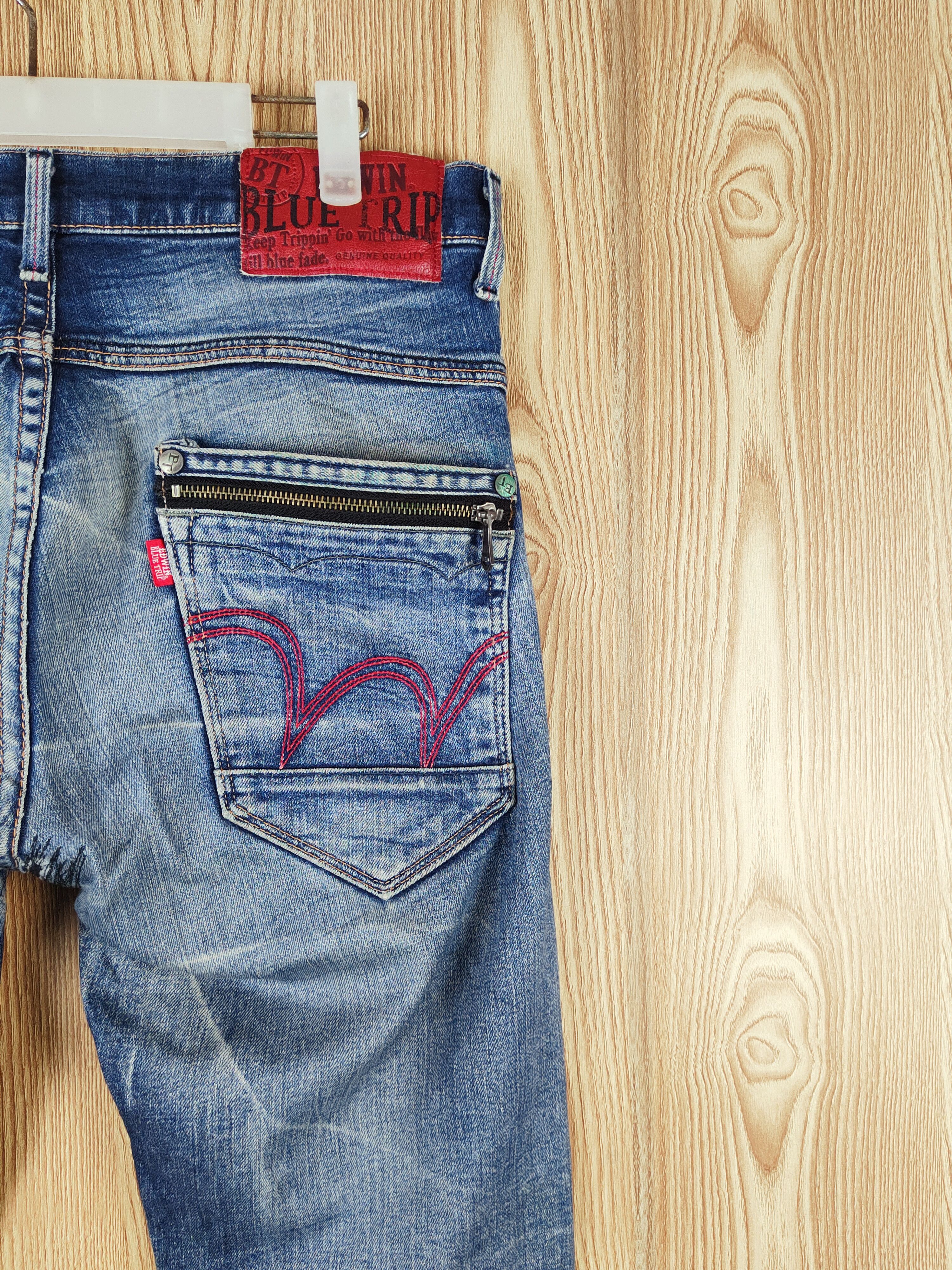 Edwin Edwin Blue Faded Distressed Ripped Jeans #S2737 Size US 33 - 12 Thumbnail