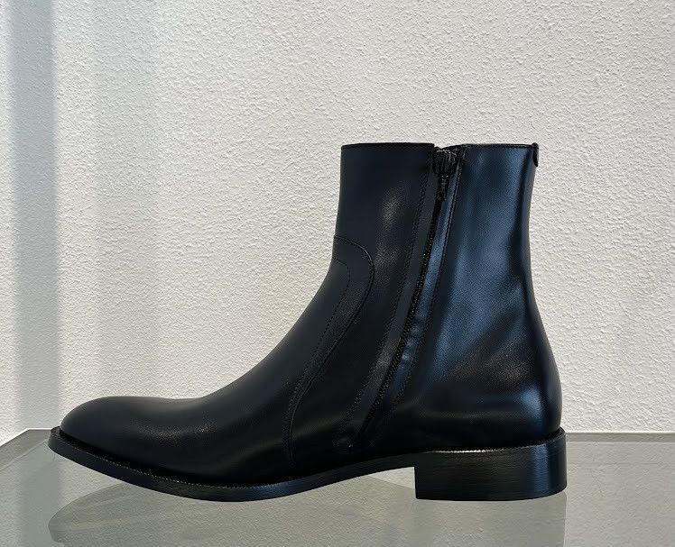Maison Margiela o1w1db10324 Boot in Black Size US 11 / EU 44 - 2 Thumbnail