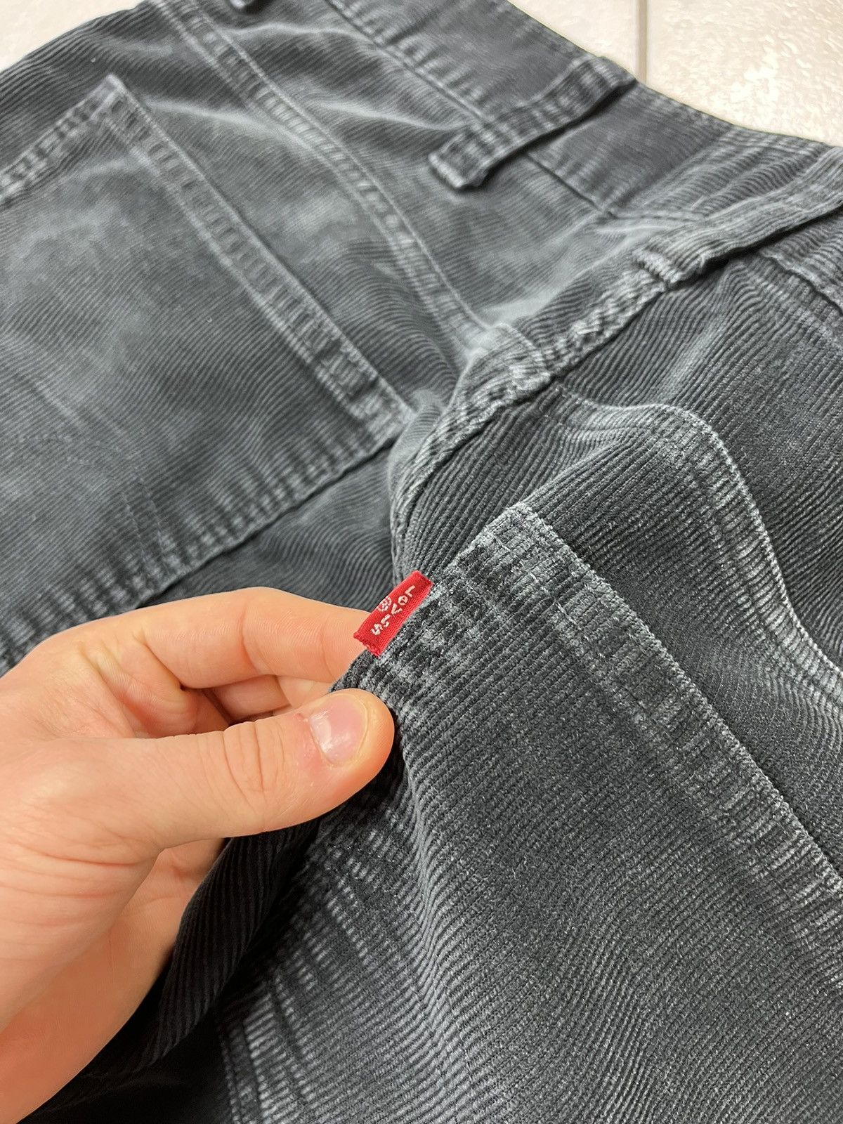 Levi's × Levi's Vintage Clothing × Vintage Vintage Levi’s 549 low loose corduroy pants velvet y2k cords Size US 38 / EU 54 - 20 Thumbnail