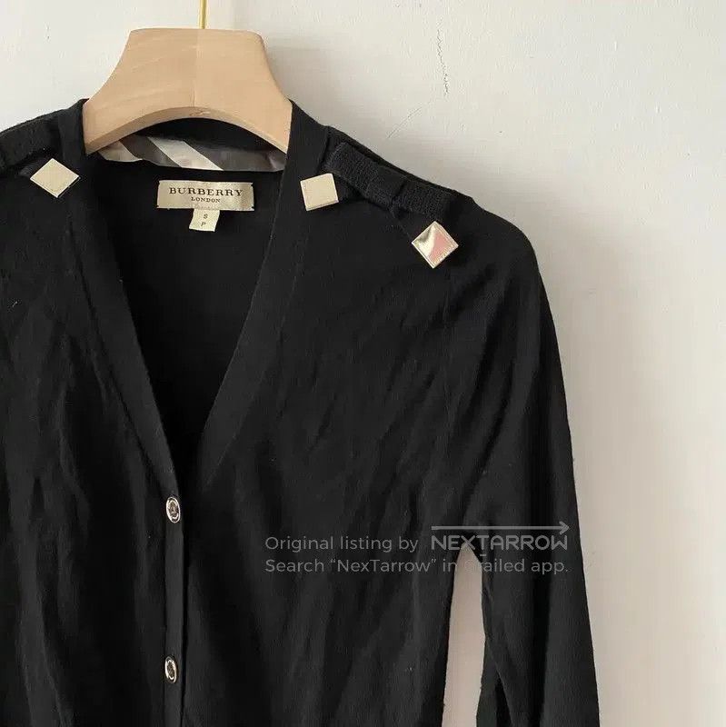 Burberry Burberry Black Wool Long Sleeve Cardigan for Women. Size S / US 4 / IT 40 - 4 Thumbnail