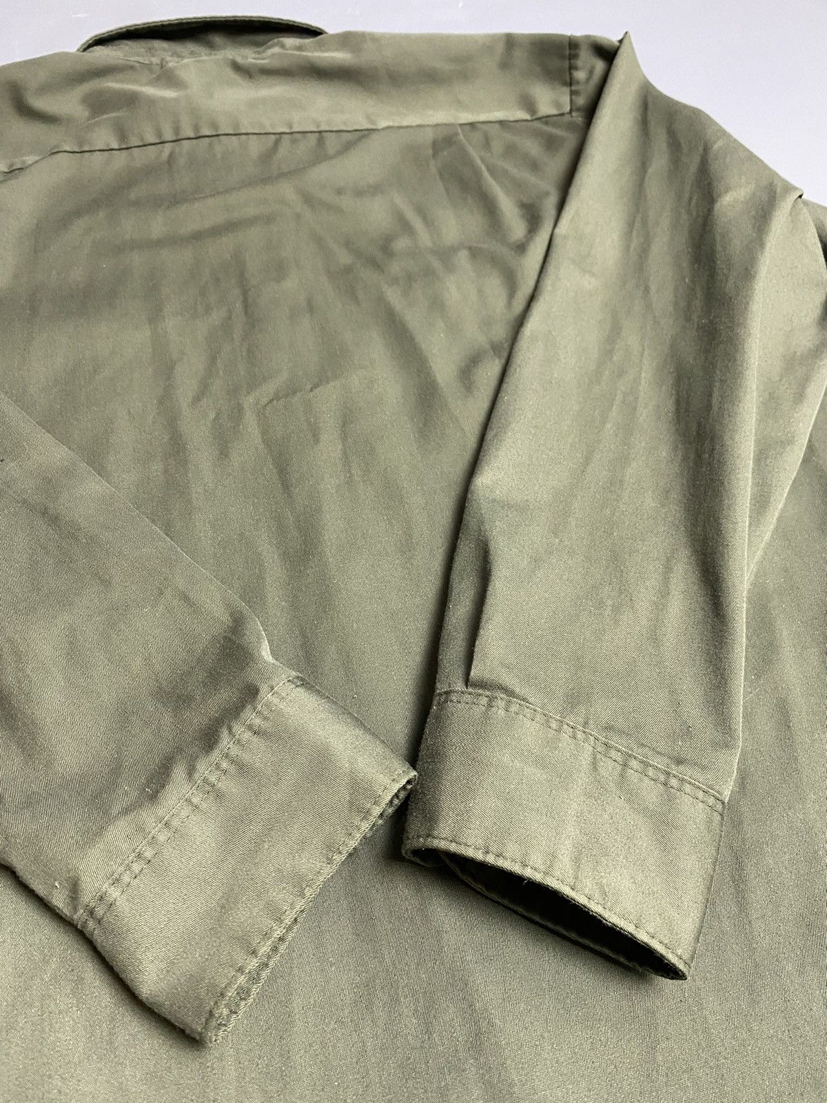 Lee VTG 70s Lee Permanent Press Work Shirt Khaki XL USA Military Size US XL / EU 56 / 4 - 15 Thumbnail