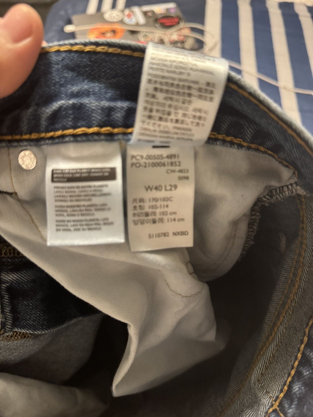 Levi's Levis 505 Regular Fit Men’s Jeans 40x29 Size US 40 / EU 56 - 4 Thumbnail