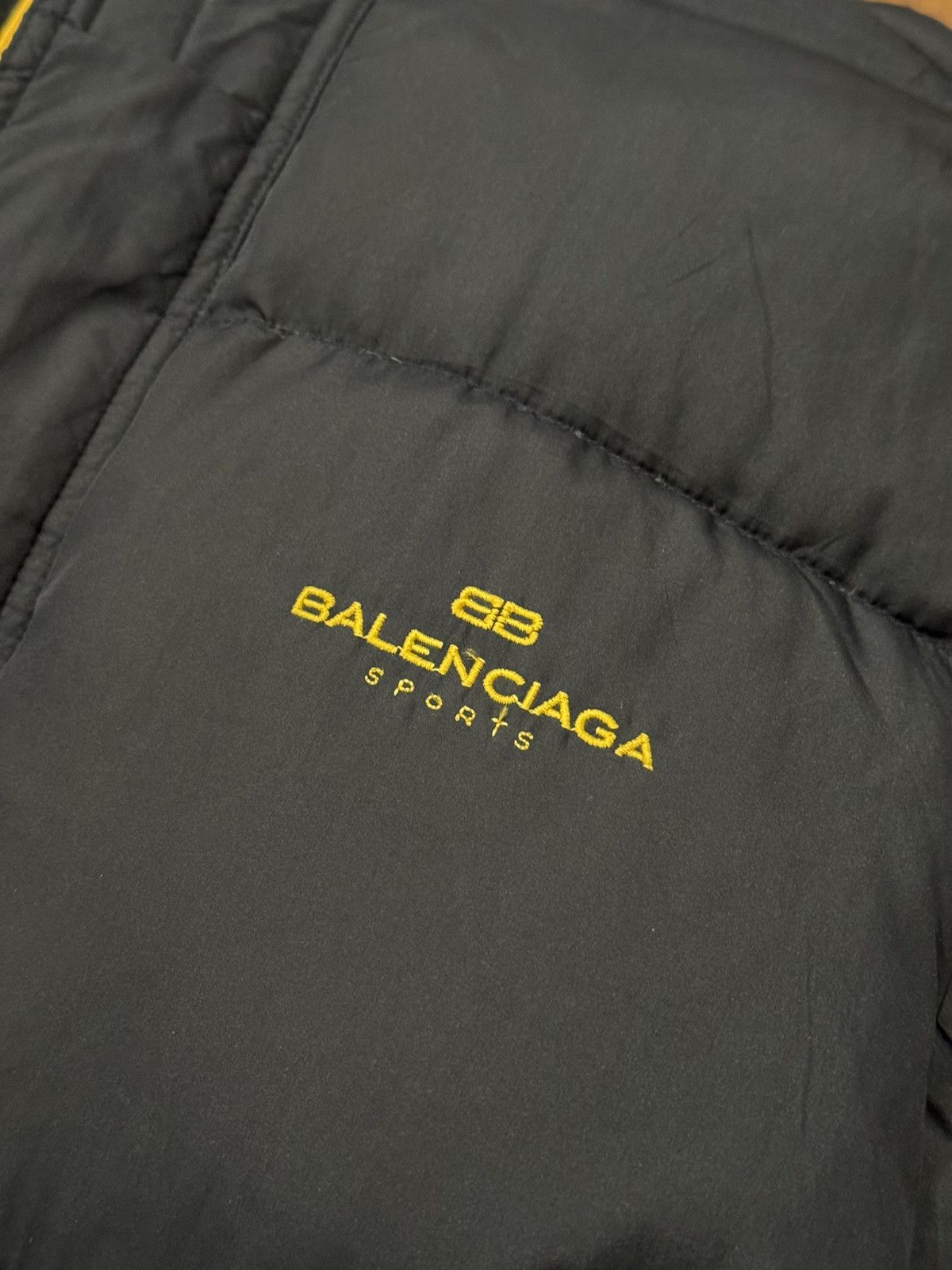 Balenciaga Balenciaga Puffee 2/1 Jacket & Vest Size US XL / EU 56 / 4 - 5 Thumbnail