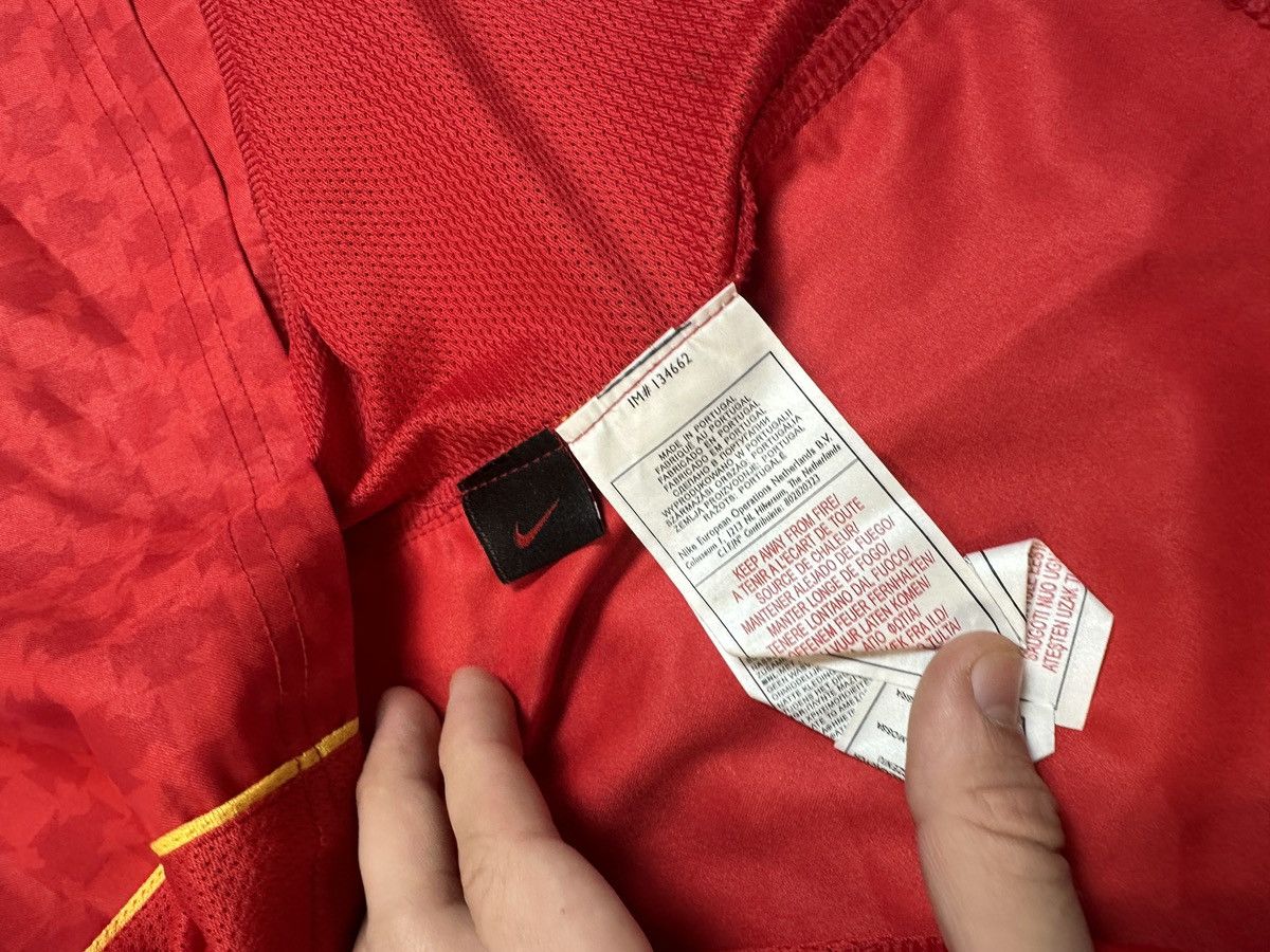 Nike Vintage Nike Portugal Soccer Jersey Blokecore Rare USA Style Size US L / EU 52-54 / 3 - 5 Thumbnail
