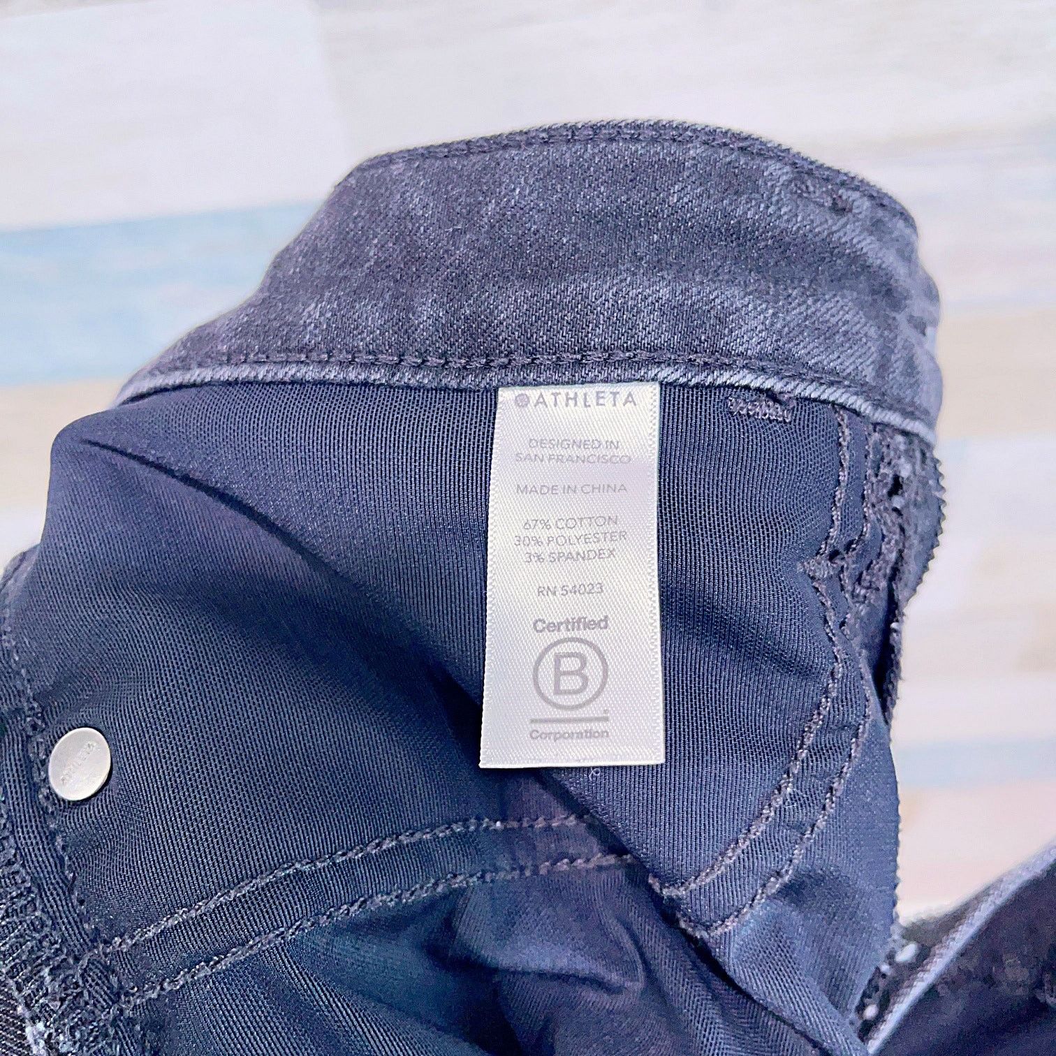 Athleta Athleta Sculptek Ultra Skinny Zip Jeans Black Stretch 8Pc Size 30" / US 8 / IT 44 - 8 Thumbnail
