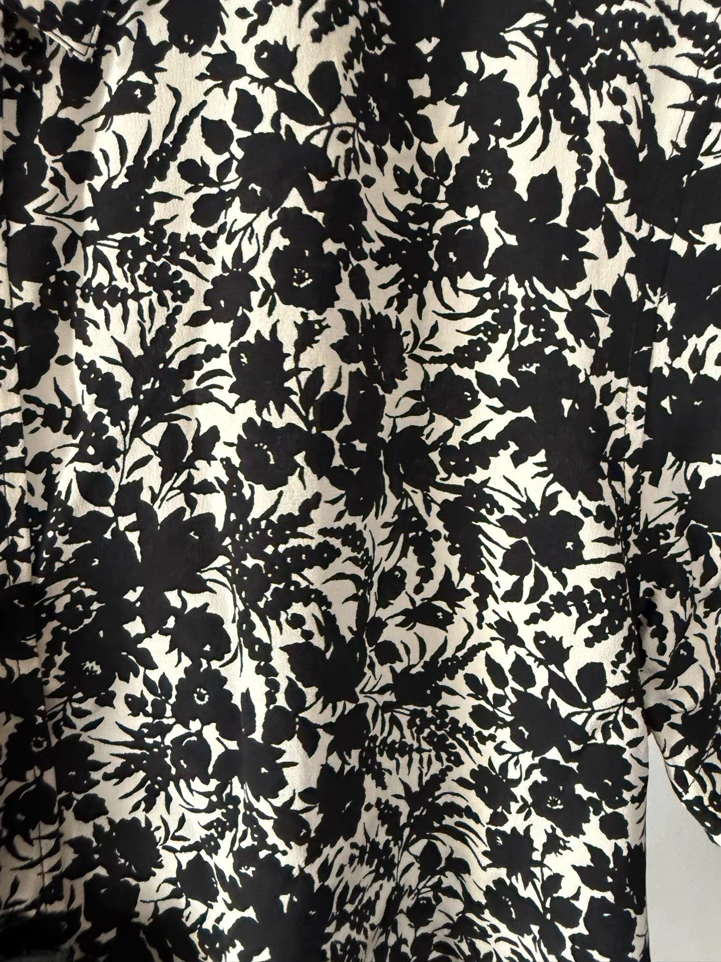 Saint Laurent Paris Saint Laurent floral shirt K33 Size US S / EU 44-46 / 1 - 5 Thumbnail