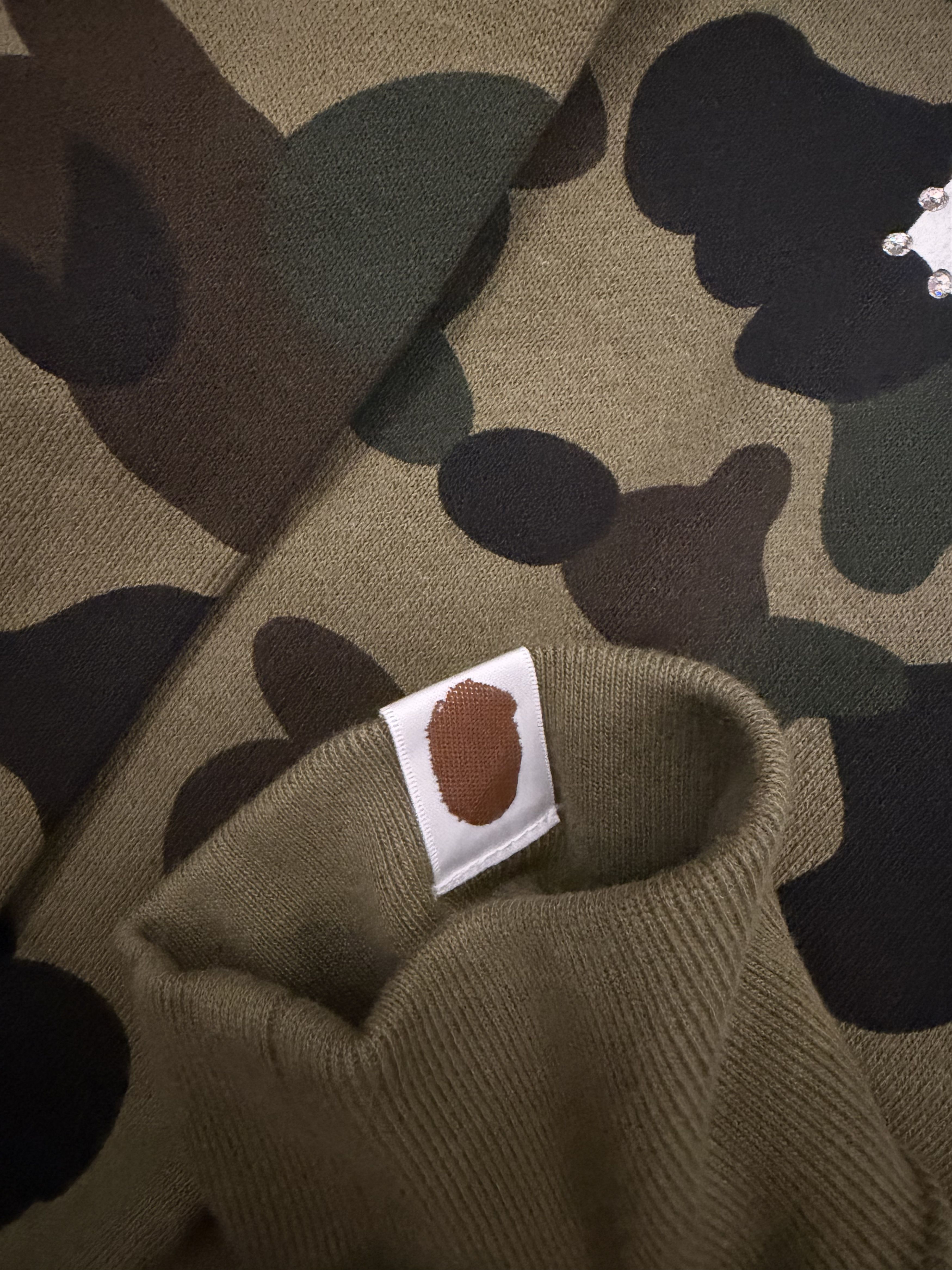 Bape BAPE WMNS 1st Camo Swarovski Bape Pullover Hoodie Green Size S / US 4 / IT 40 - 7 Thumbnail