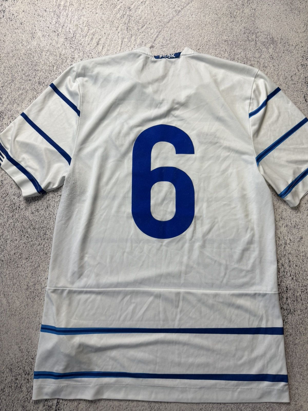 New Balance Vintage New Balance Dynamo Kyiv Jersey A Bank #6 Size US M / EU 48-50 / 2 - 18 Thumbnail