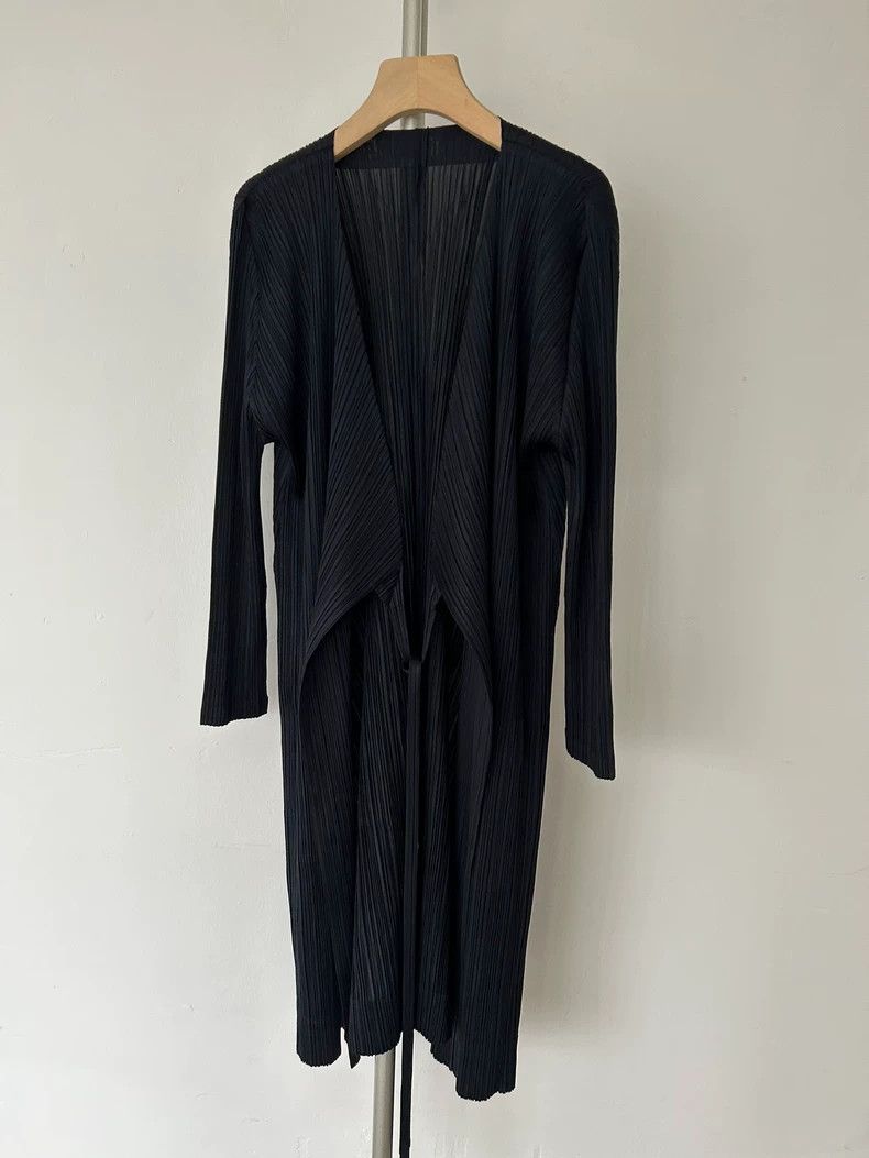 Issey Miyake Issey Miyake size:os Black lace-up cardigan Size M / US 6-8 / IT 42-44 - 1 Thumbnail