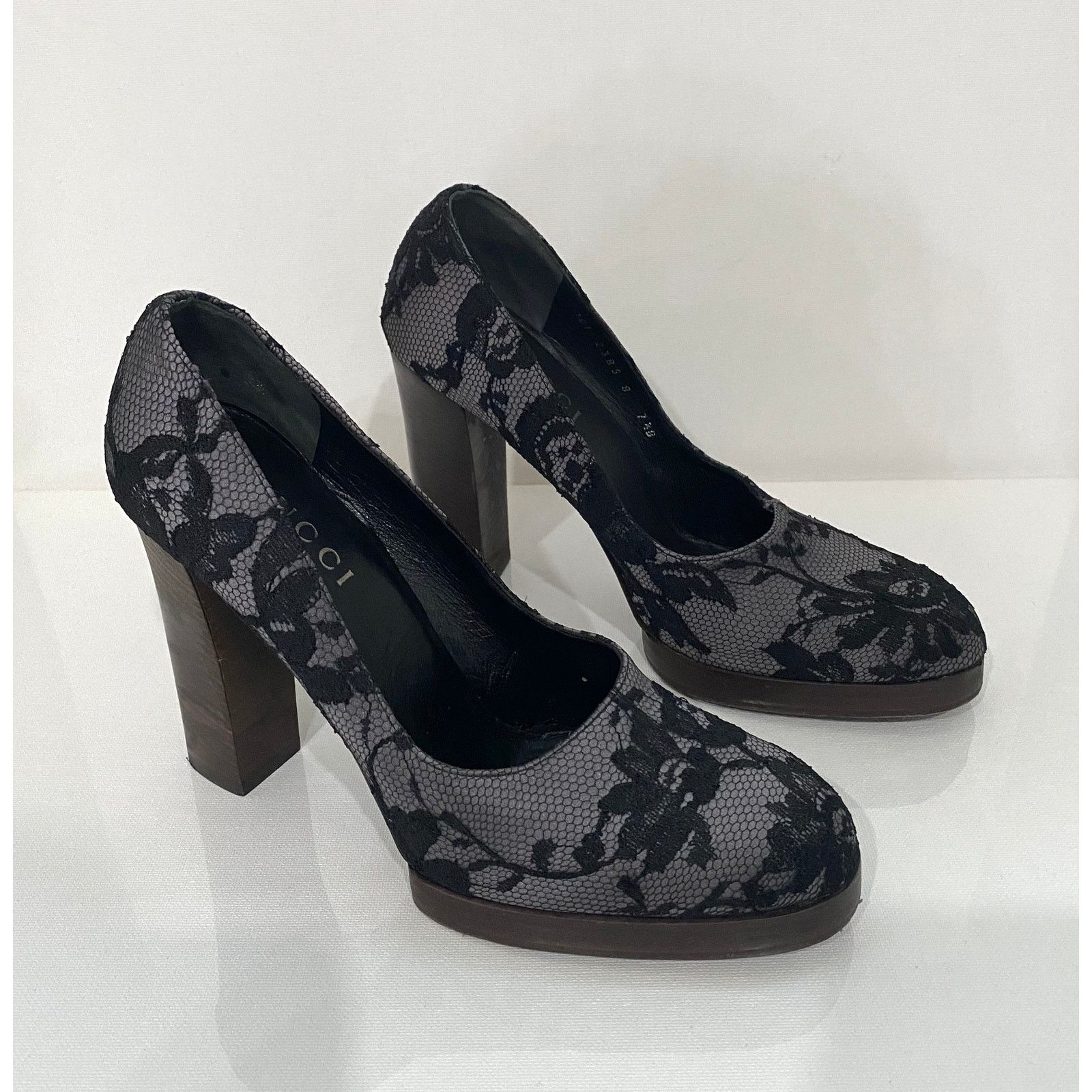 Gucci Early 00's Tom Ford Gucci Lace/Silk Platform Heels Size US 7.5 / IT 37.5 - 1 Thumbnail