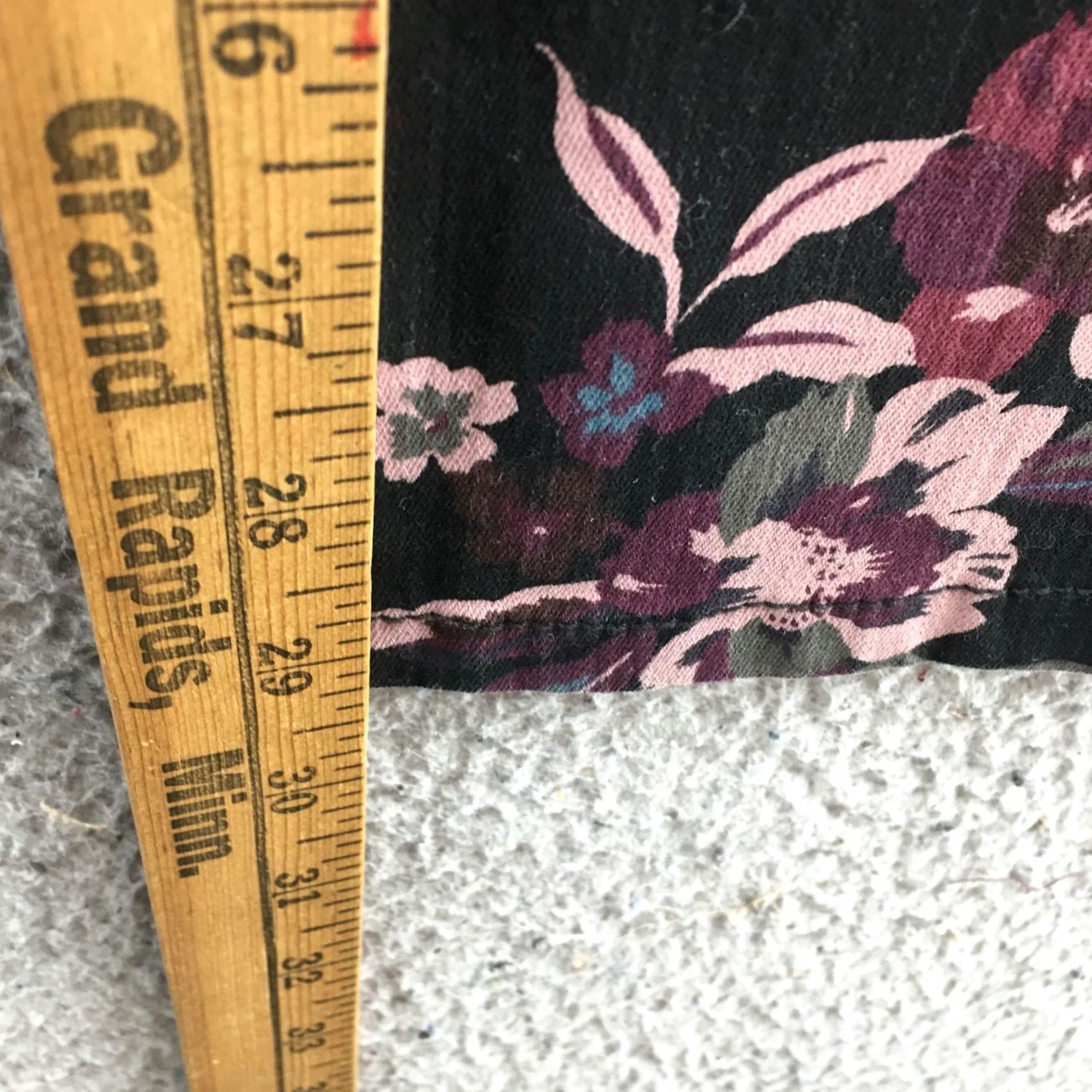 Vintage Bandolino Amy Modern Straight Leg Jeans Womens 8 Black Floral NEW Size 24" / US 00 / IT 34 - 7 Thumbnail