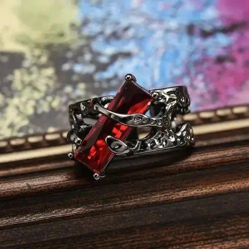 Jewelry × Vintage Black Gothic Irregular Thorns Ruby Rings Size ONE SIZE - 3 Thumbnail