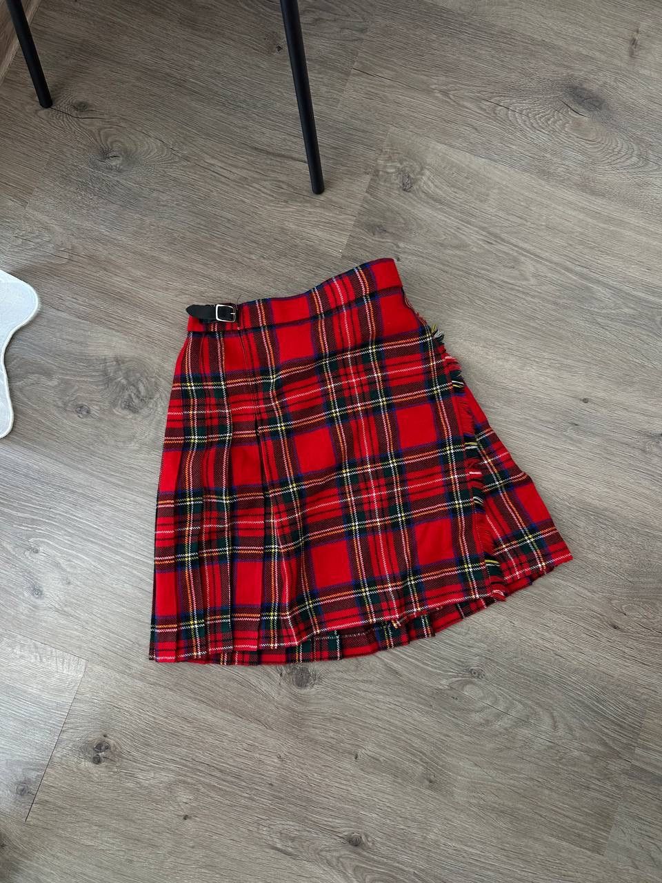 Japanese Brand × Vintage Vintage Japanese Scotland Wool Red Skirt Size 27" / US 4 / IT 40 - 4 Thumbnail