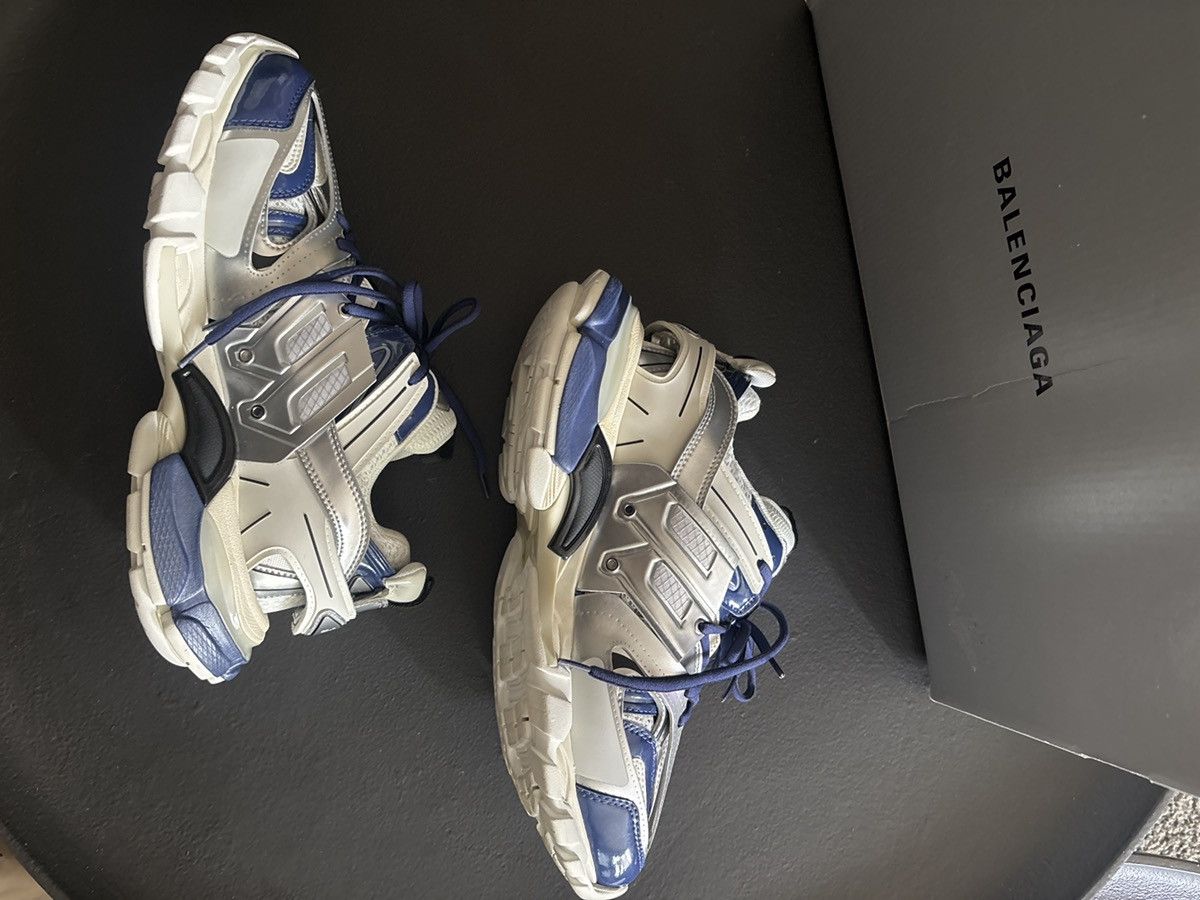 Balenciaga NWT Balenciaga Track Sneaker LED Metallic Silver and blue Size US 7 / EU 40 - 5 Thumbnail