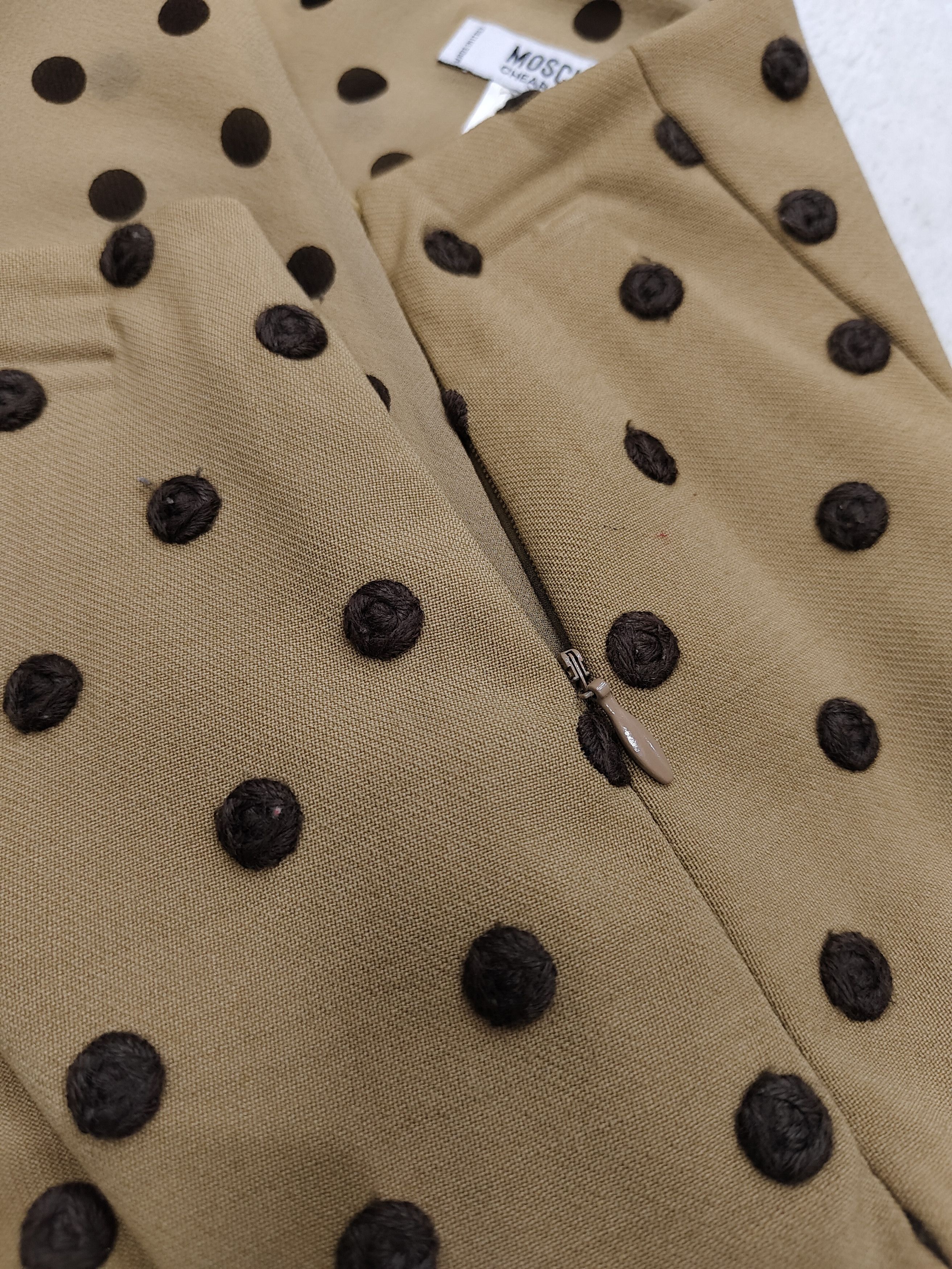 Moschino 00s Moschino Cheapandchic Textured Polkadot Wool Skirt Size 28" / US 6 / IT 42 - 5 Thumbnail