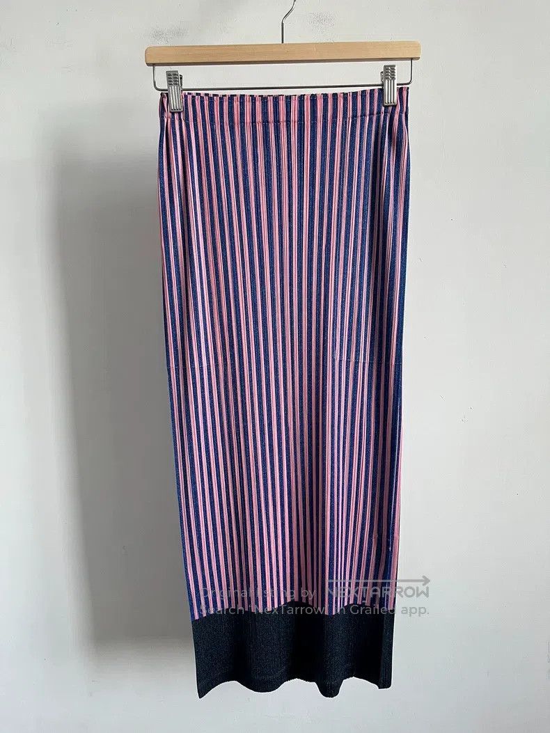 Issey Miyake Issey Miyake size:5 Purple Midi Skirt Size 22" - 1 Thumbnail