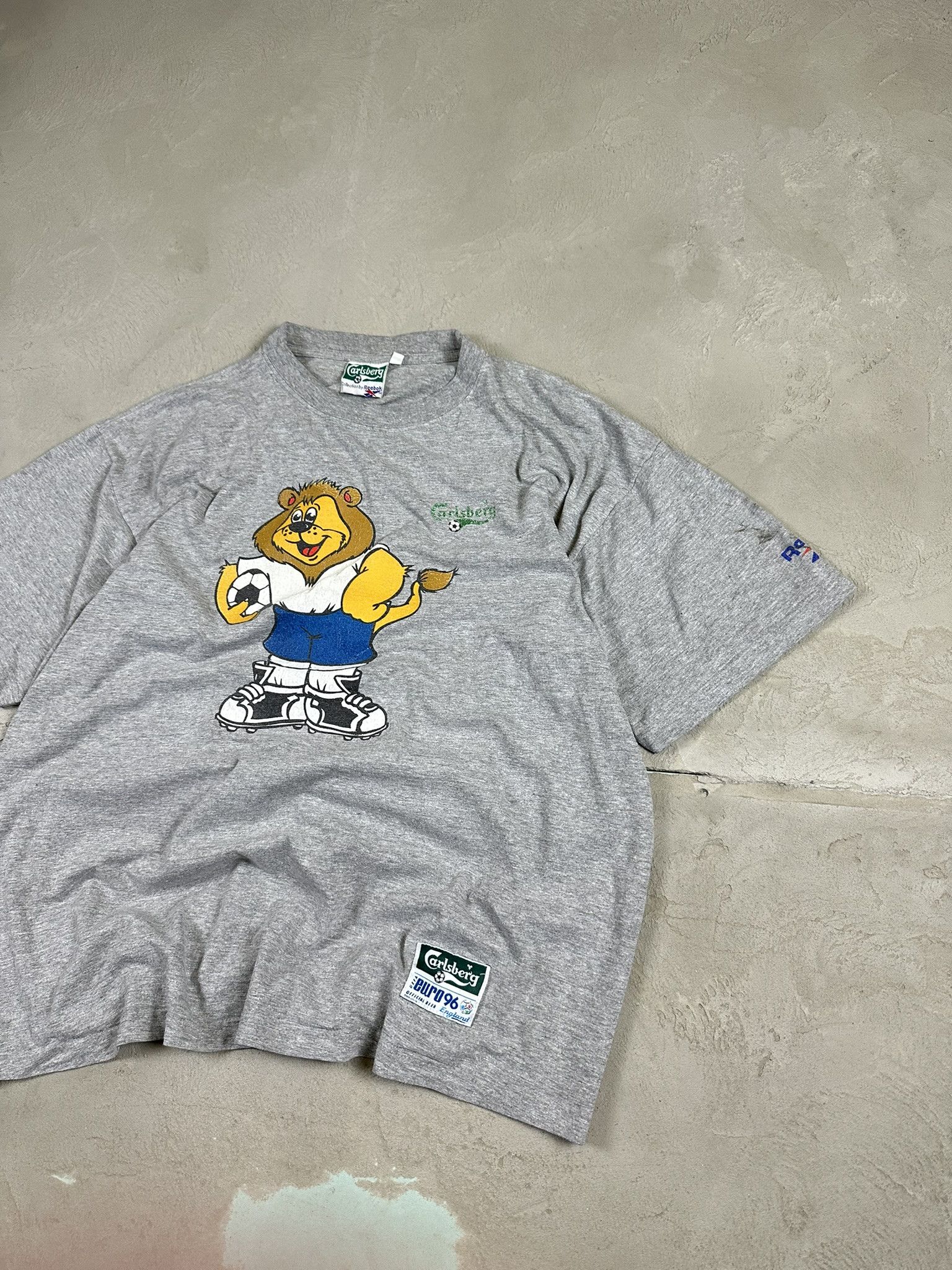 Reebok 1994 Euro Soccer Reebok Carlsberg Graphic T-shirt 90s Size US XL / EU 56 / 4 - 3 Thumbnail